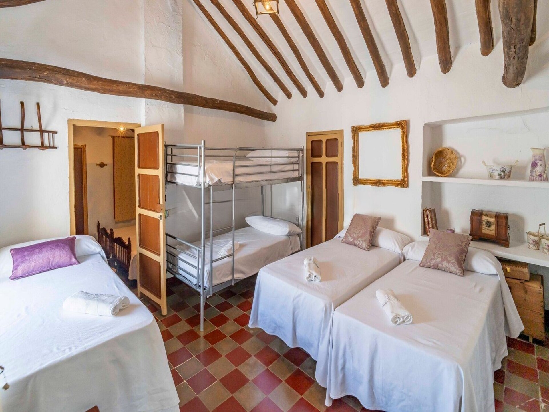 Ruim Andalusisch vakantiehuis met privézwembad en uitzicht op de bergen - foto 9