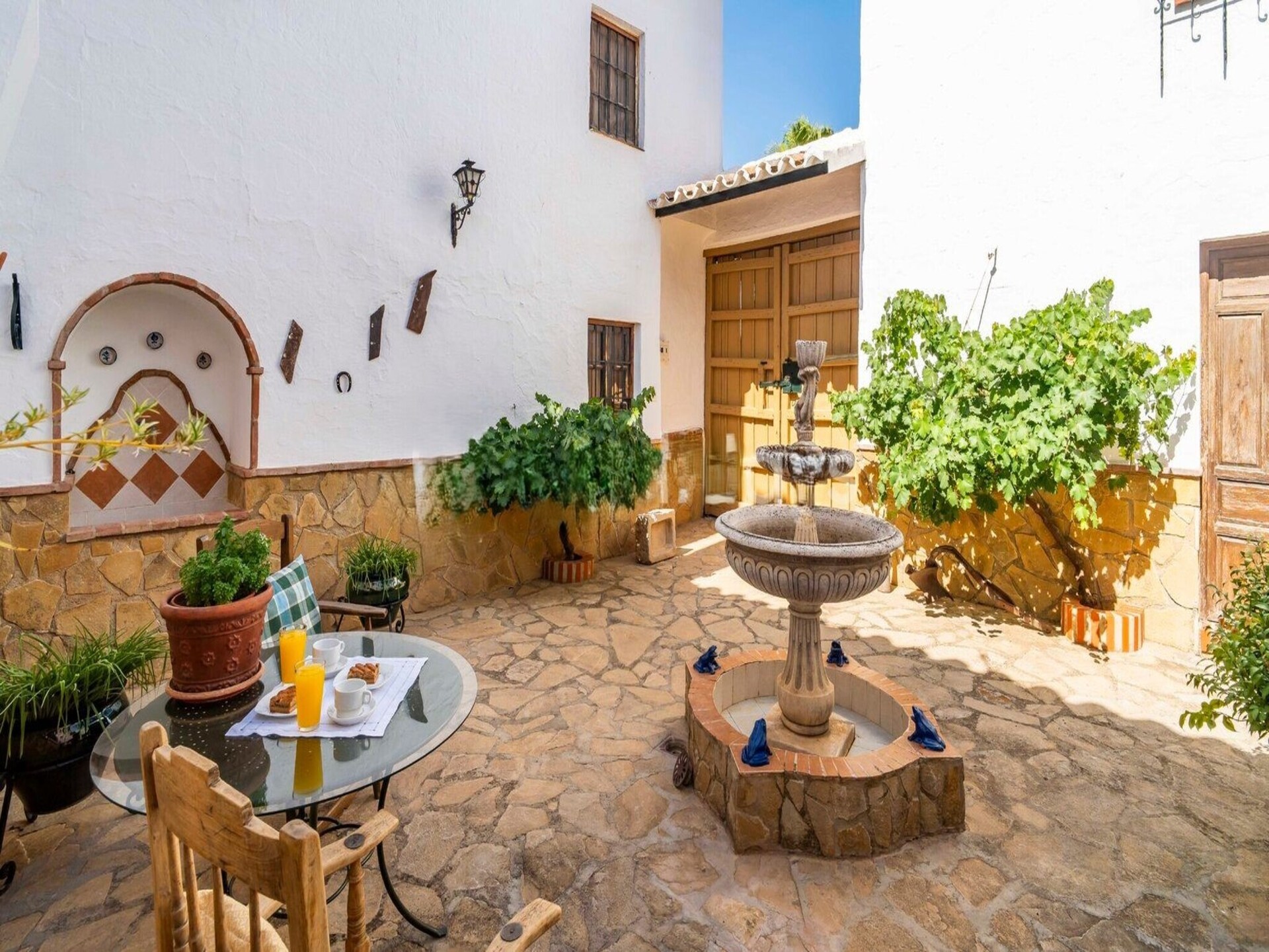 Ruim Andalusisch vakantiehuis met privézwembad en uitzicht op de bergen - foto 16