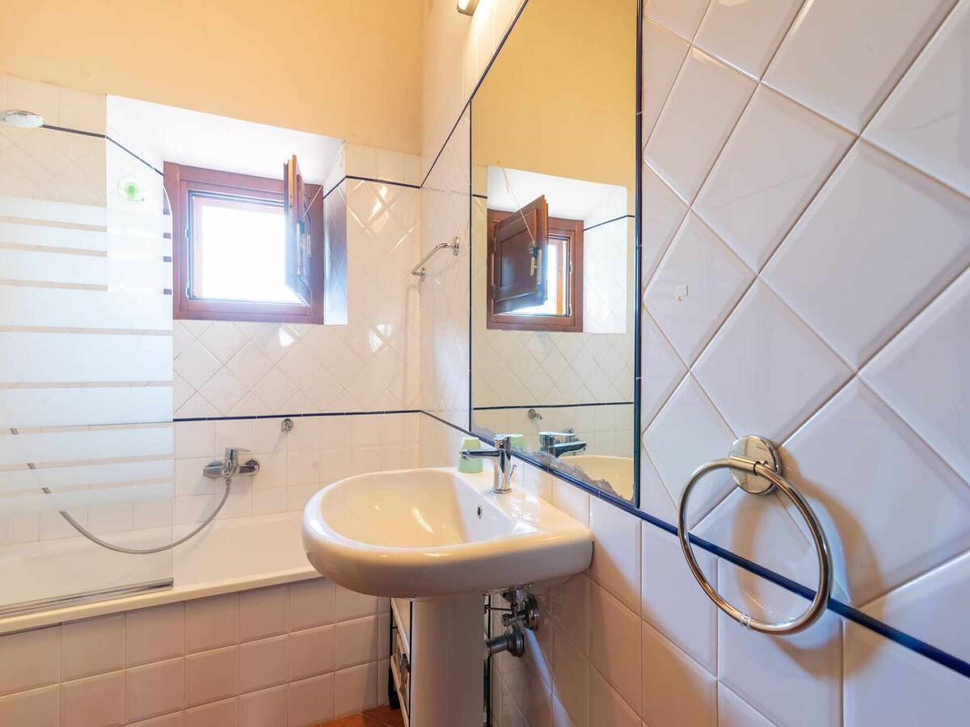Knus appartement in Laterina met gedeeld zwembad en tuin - foto 19