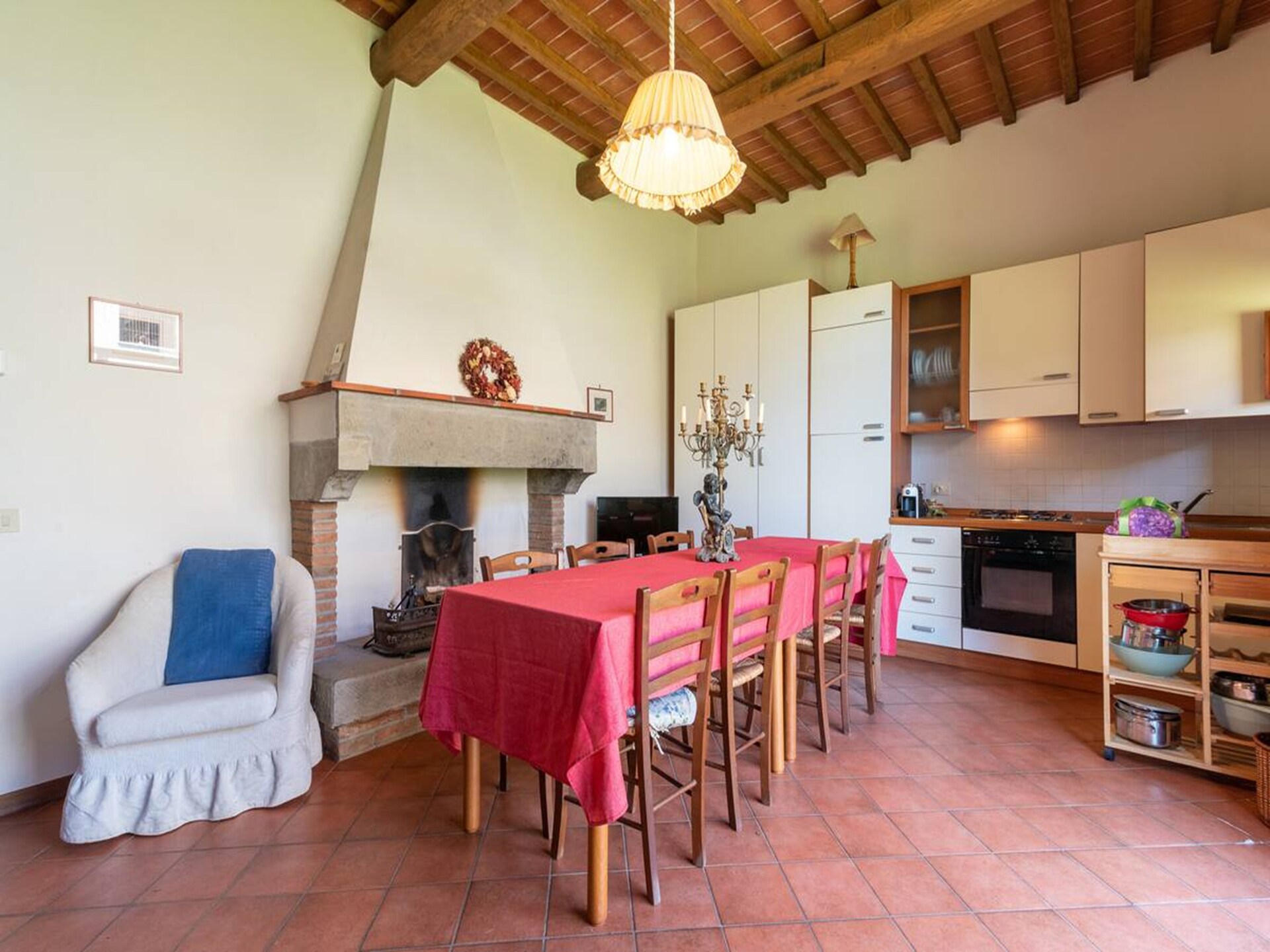 Knus appartement in Laterina met gedeeld zwembad en tuin - foto 7