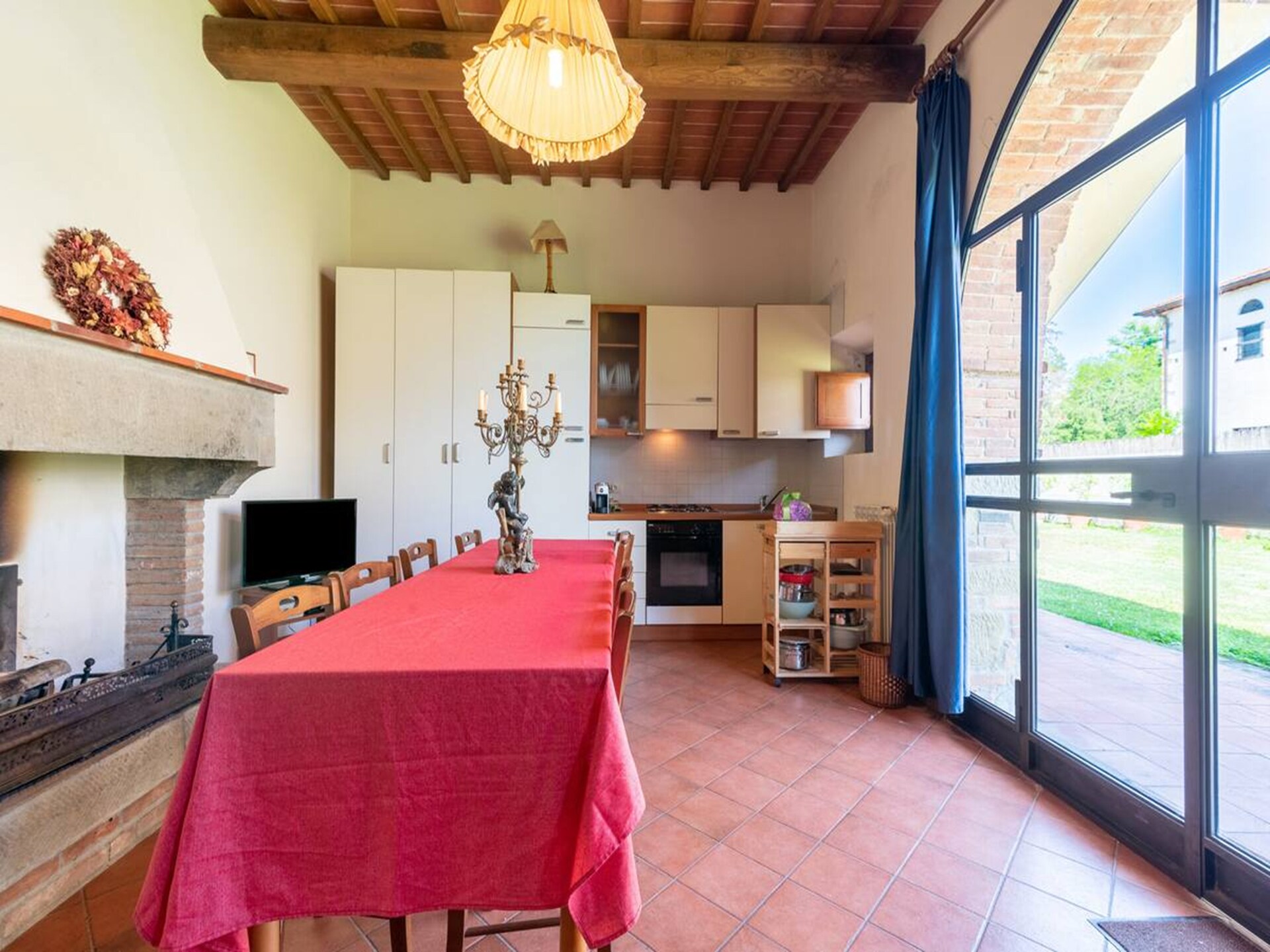Knus appartement in Laterina met gedeeld zwembad en tuin - foto 13