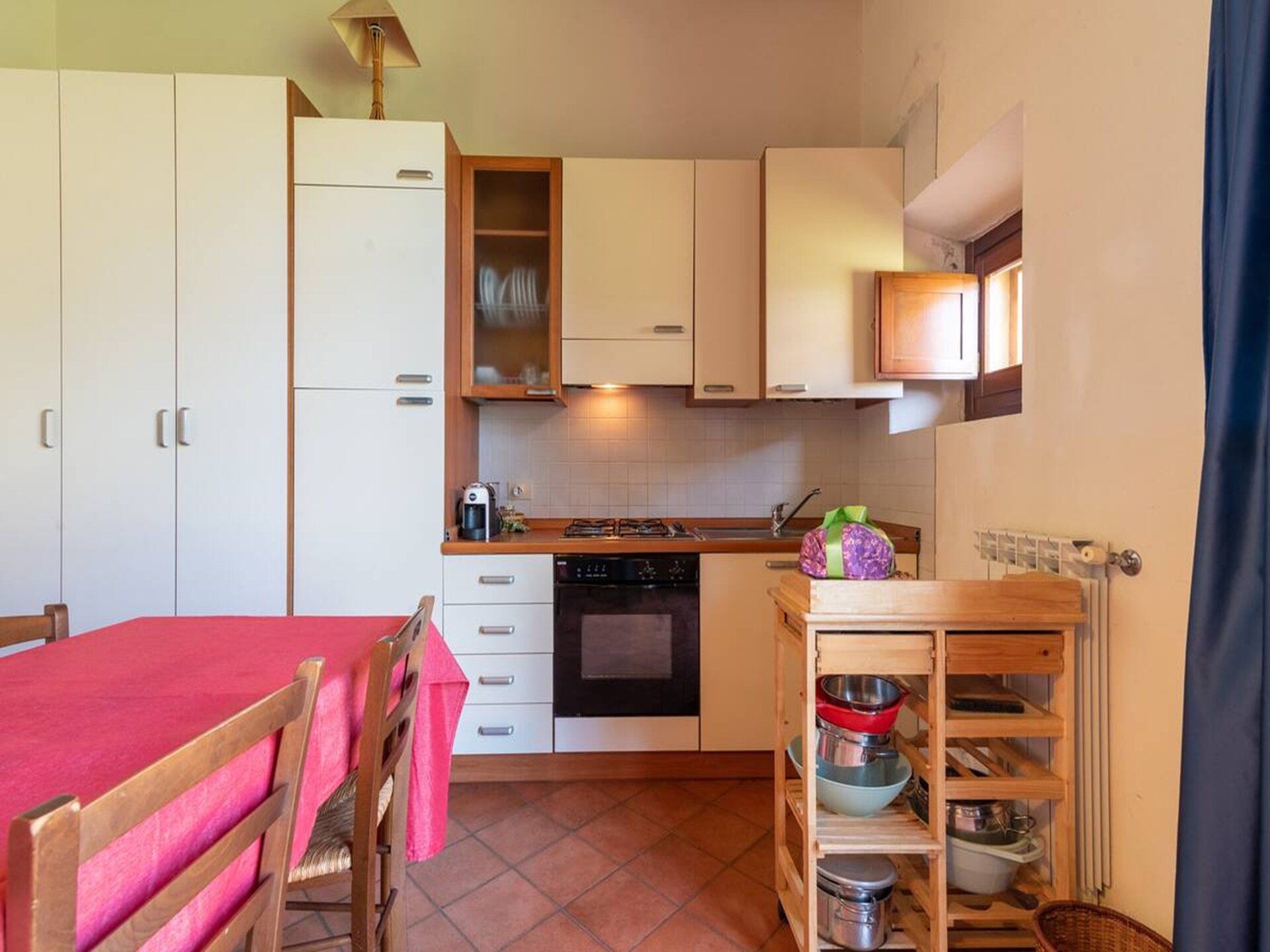Knus appartement in Laterina met gedeeld zwembad en tuin - foto 4