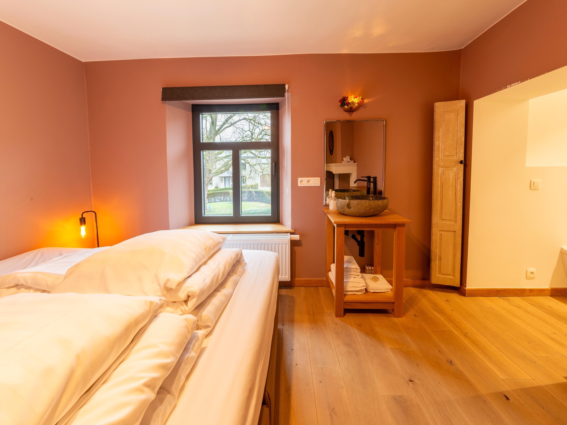 Ruim vakantiehuis voor 8 in de Ardennen bij Dinant met eigen badkamers - foto 25