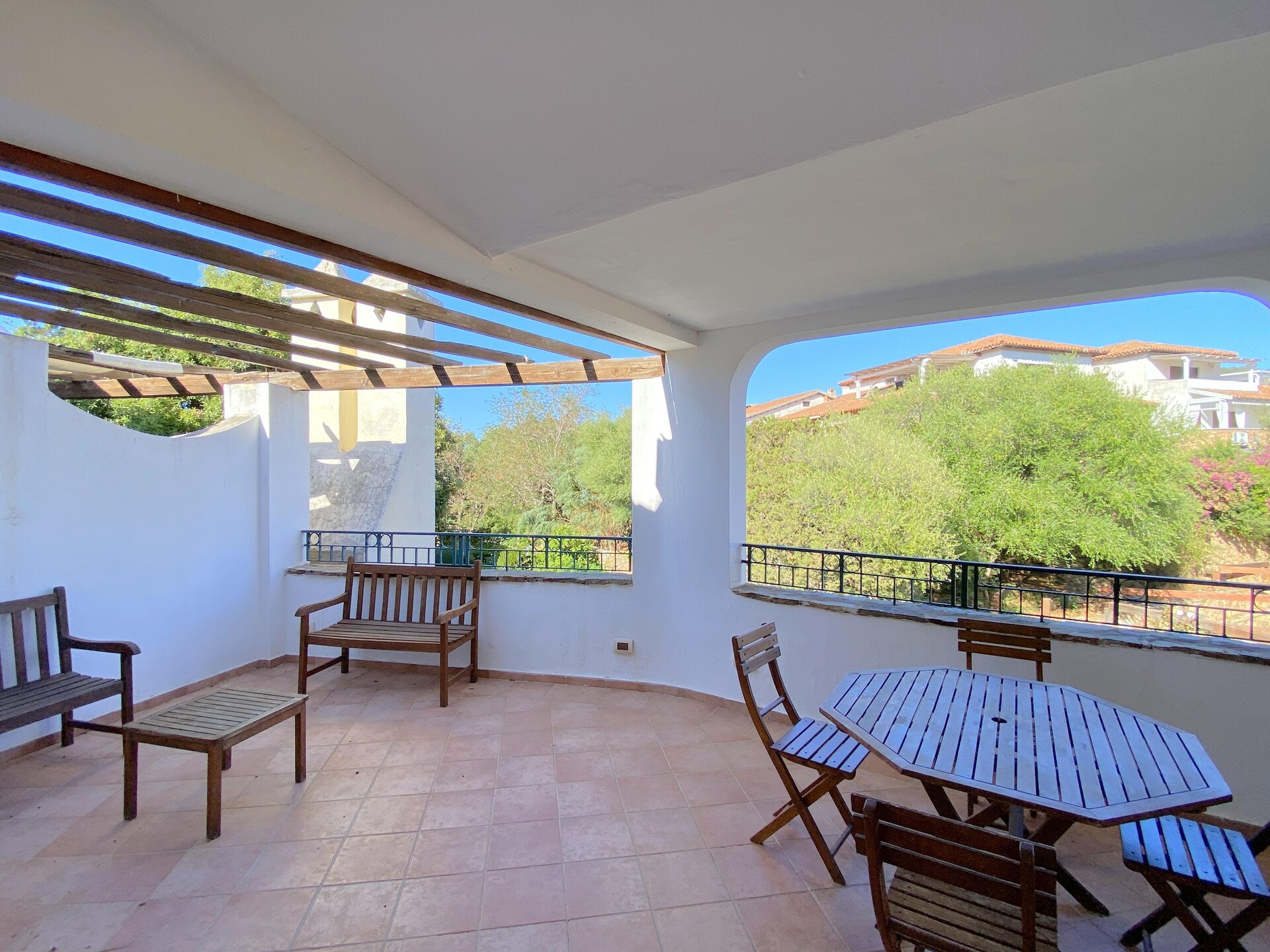 Licht appartement met zwembad en terras, 600m van strand Porto Rotondo - foto 32