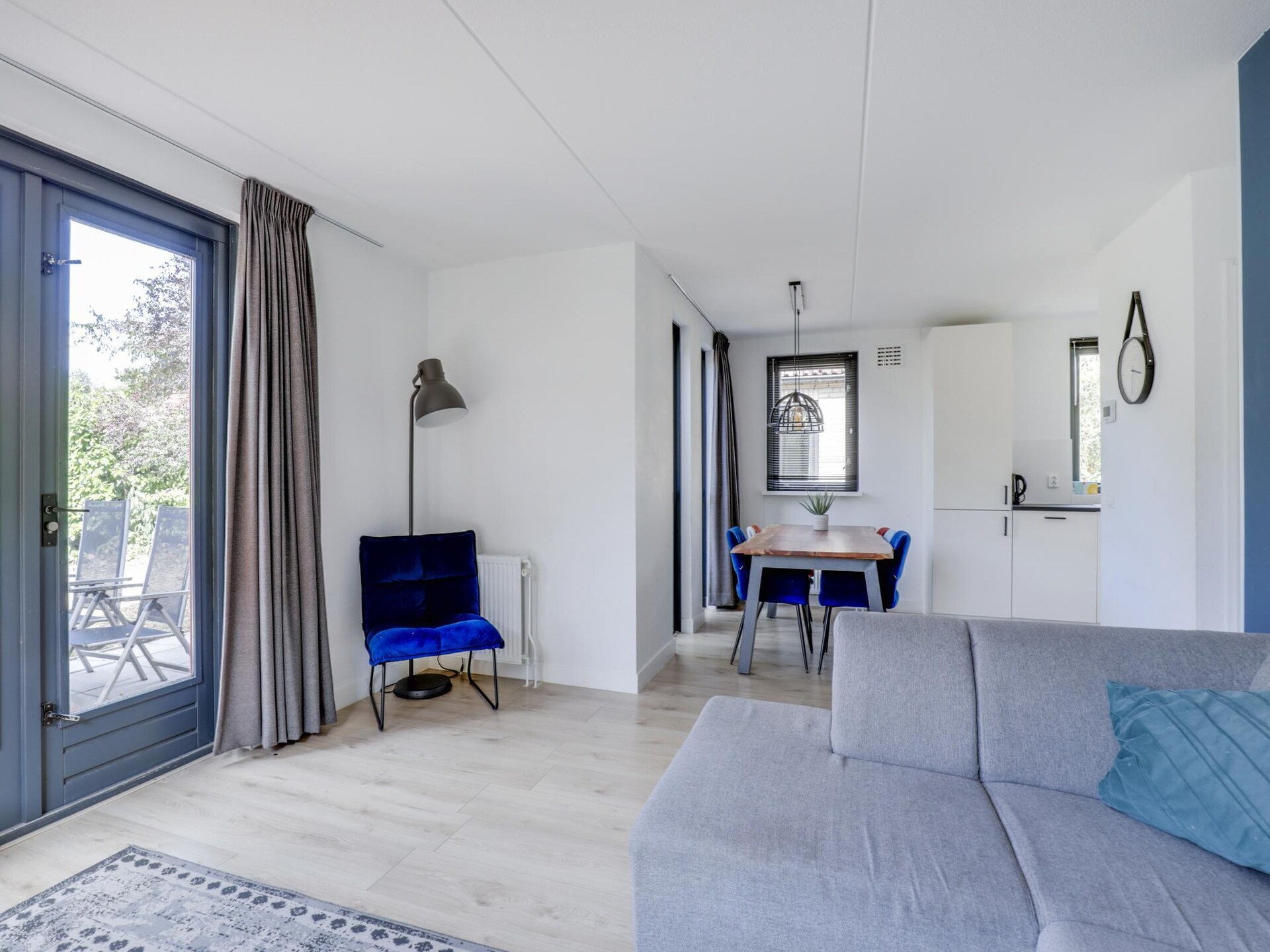 Vrijstaande bungalow De Zingende Wilg aan water in park Ewijk - foto 12