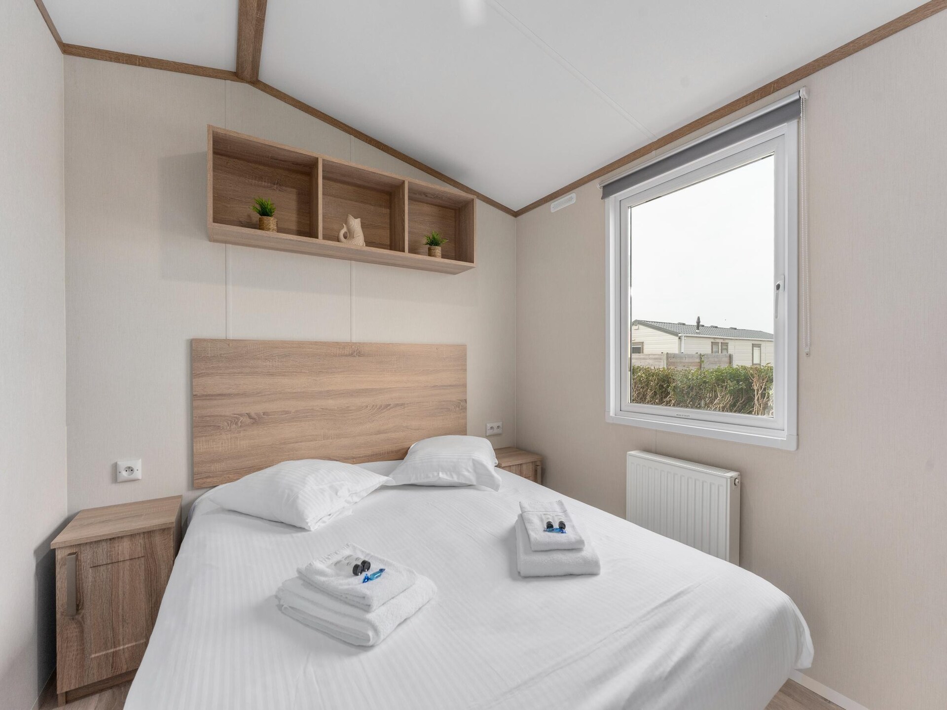 Knus, vrijstaand chalet met airco, nabij strand en duinen van De Haan - foto 4