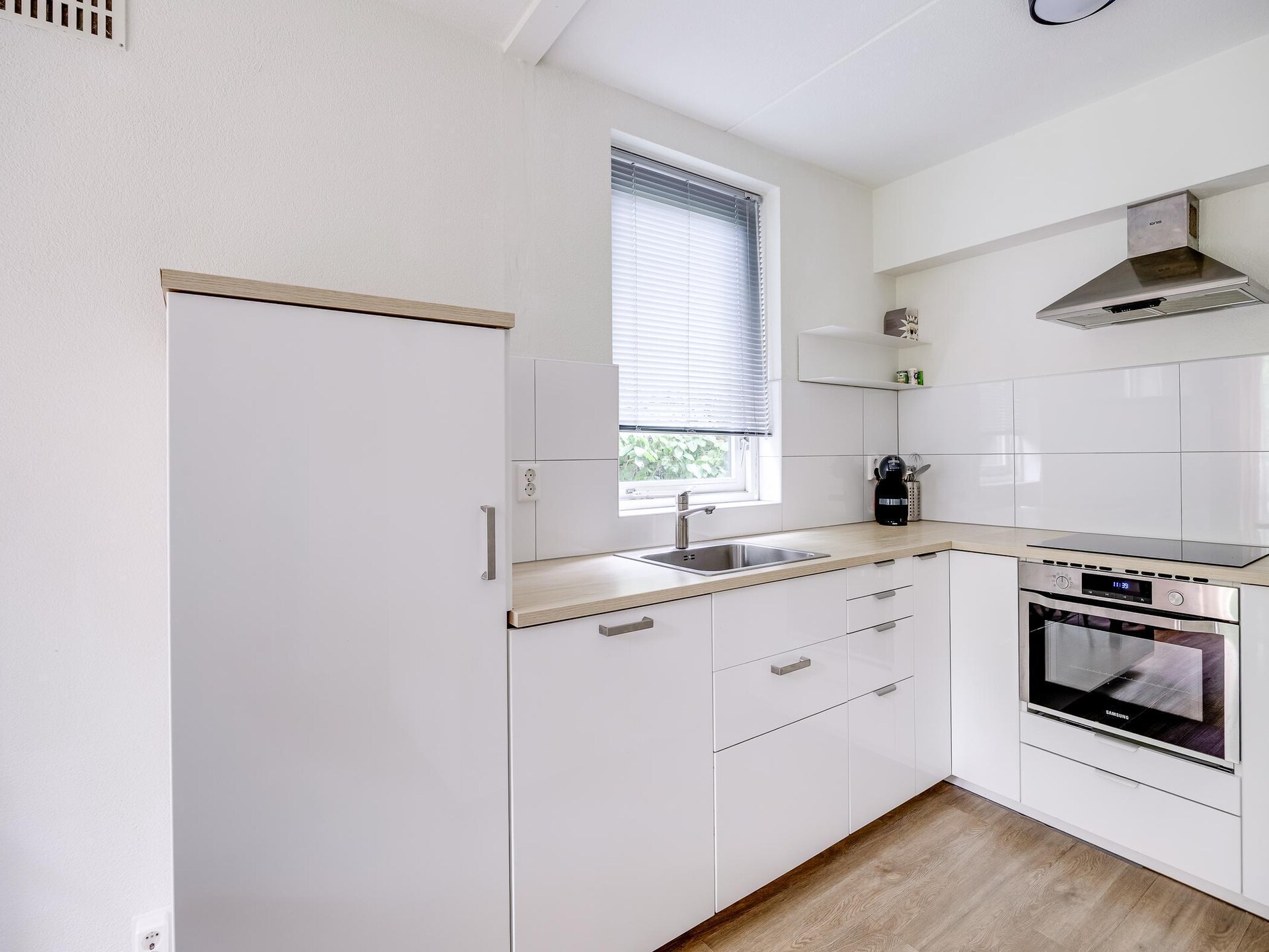Vrijstaande sauna bungalow voor 6 personen in groen park bij Ewijk - foto 5