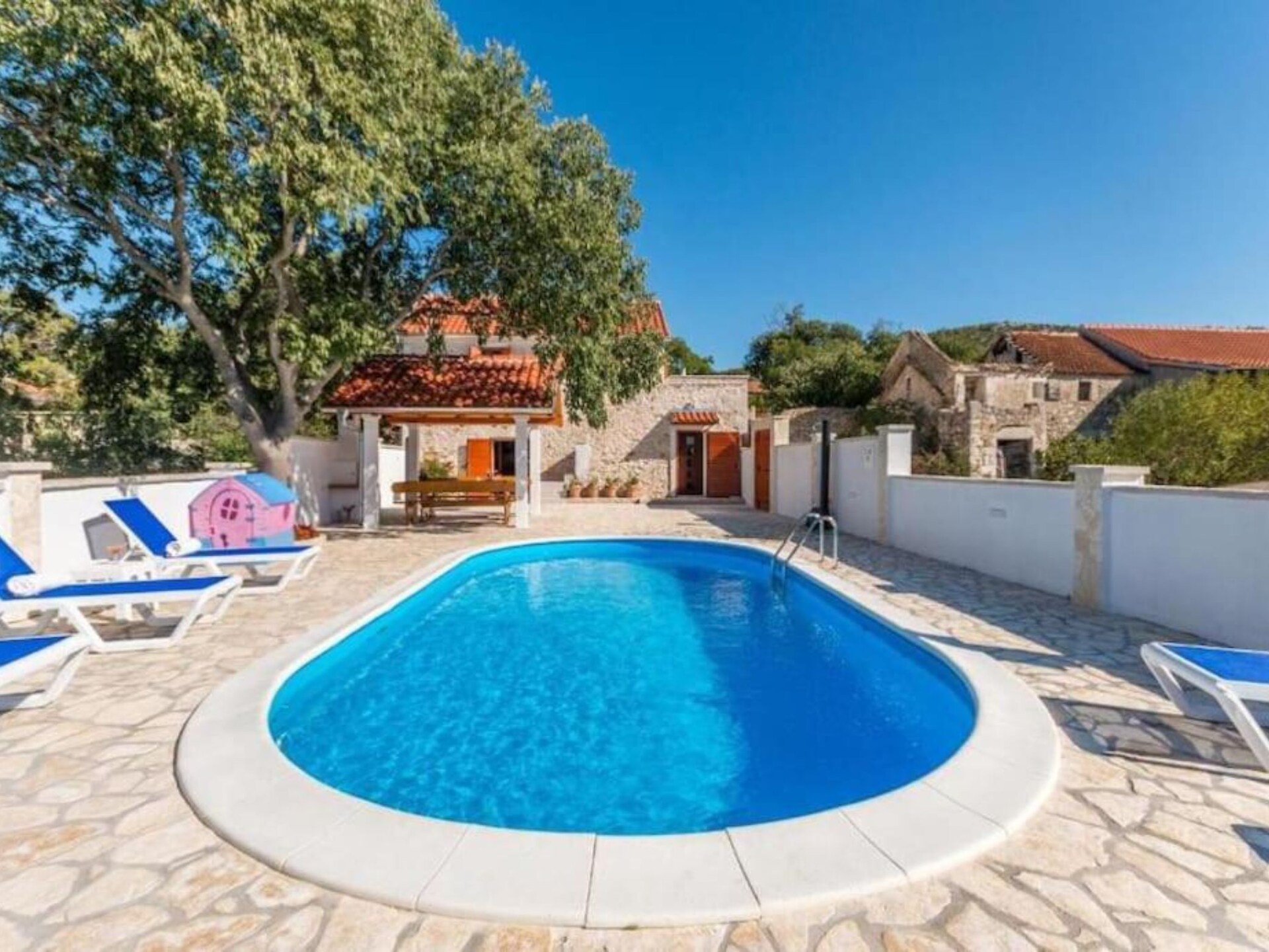 Verwarmde Villa met Speelparadijs vlakbij Zadar - foto 24