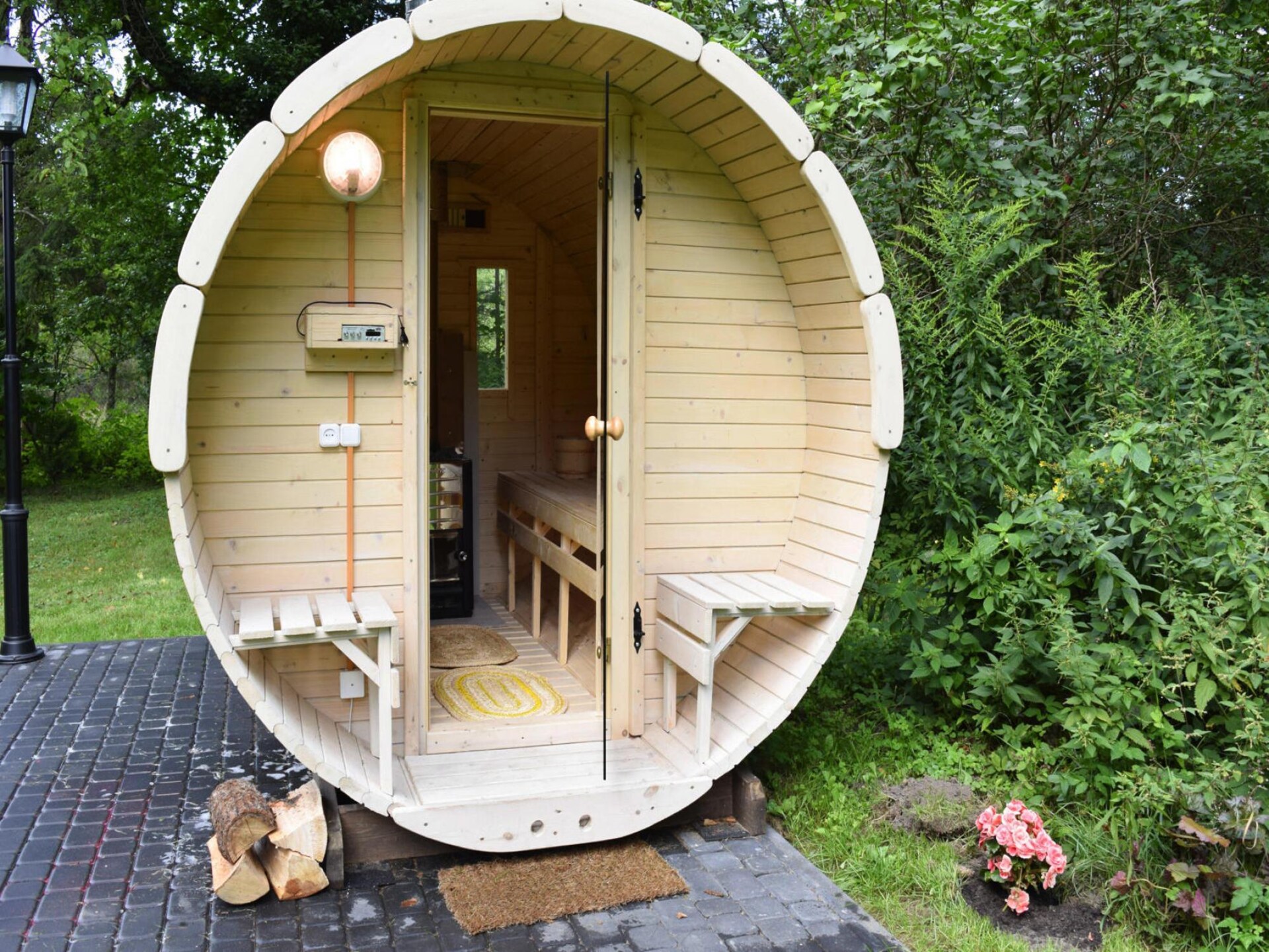 Ruim vakantiehuis in bosrijke omgeving met privé wellness en zwembad - foto 31