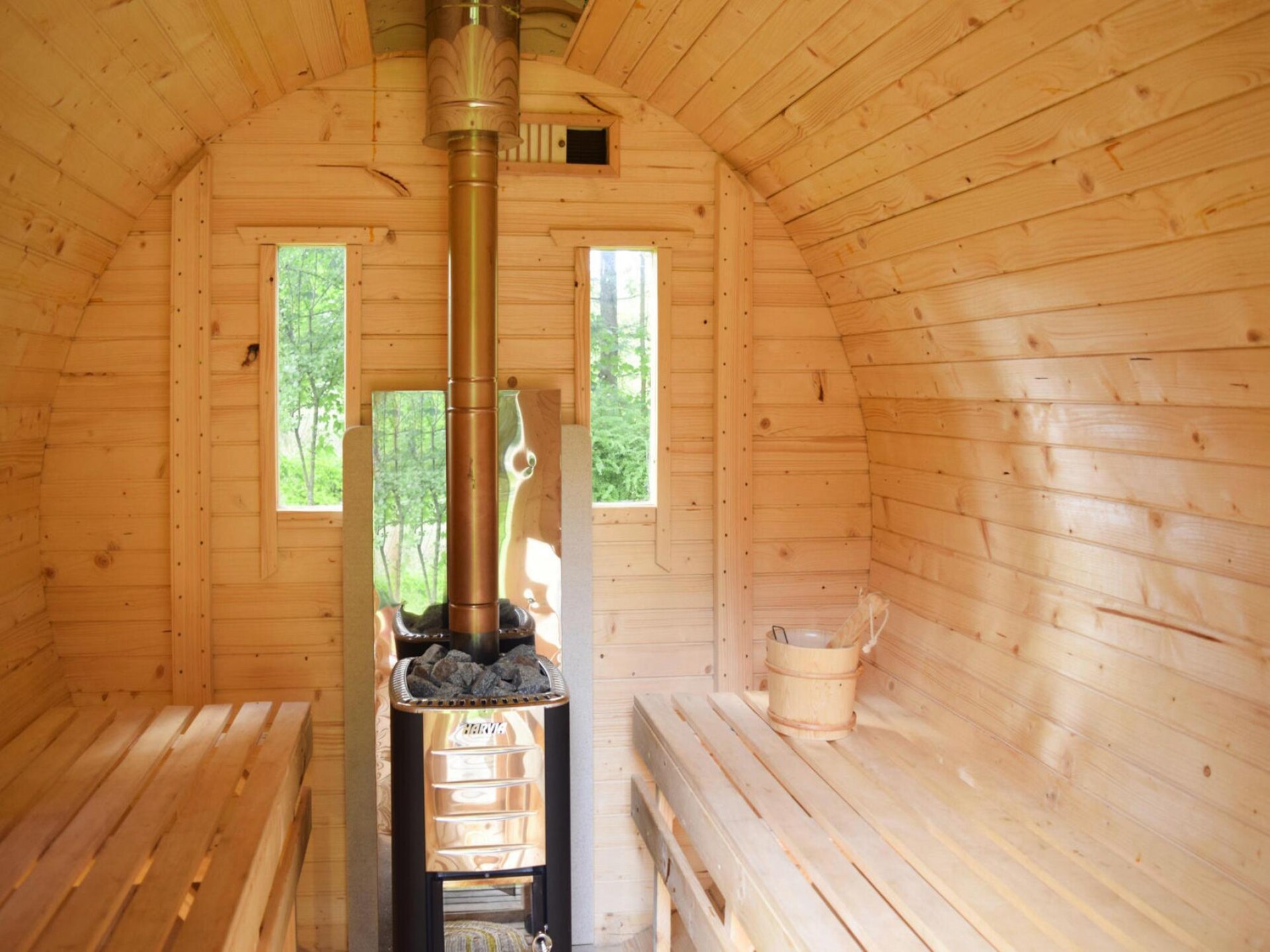 Ruim vakantiehuis in bosrijke omgeving met privé wellness en zwembad - foto 32