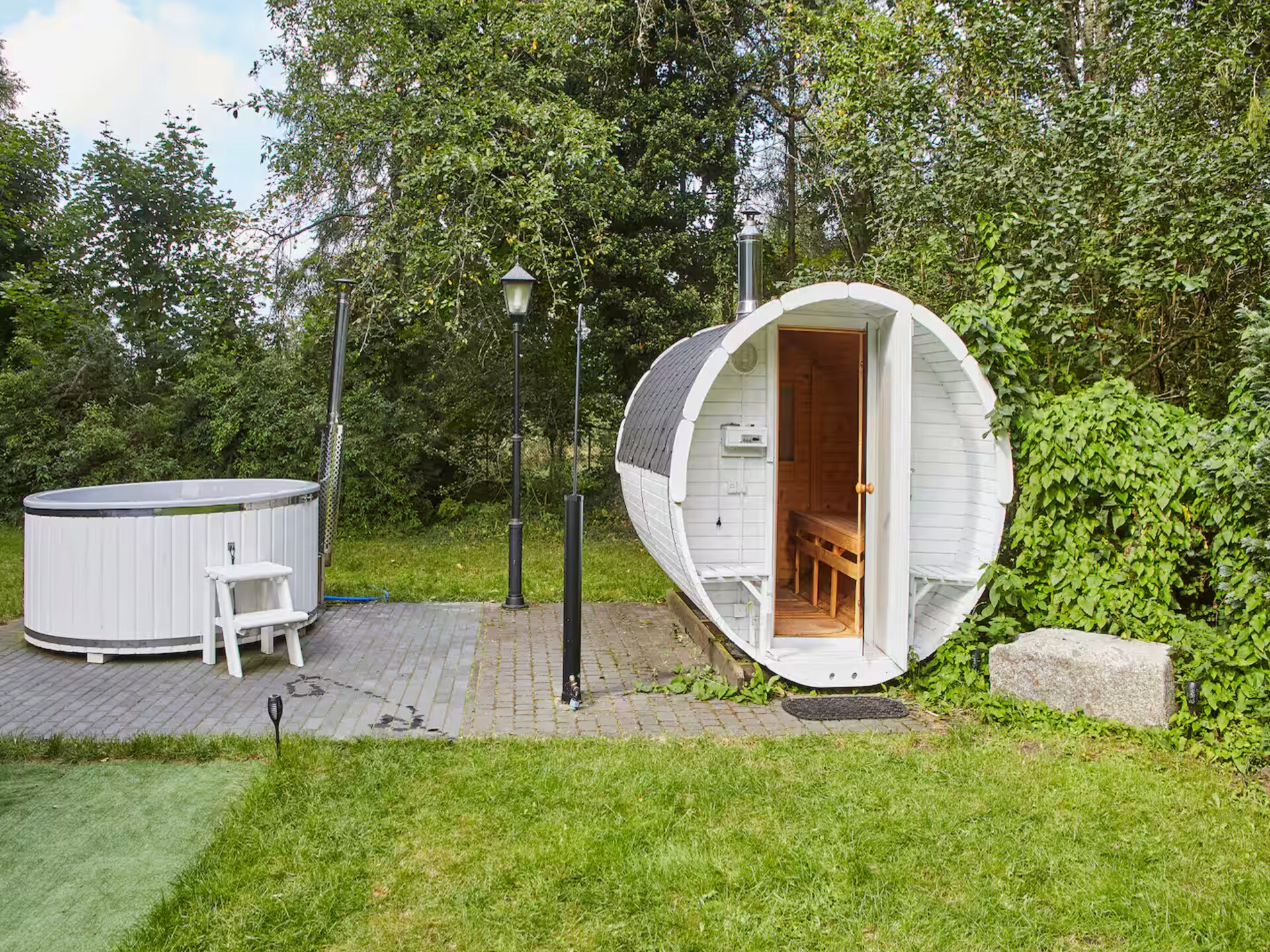 Ruim vakantiehuis voor 8 personen in de bossen van Sasino met privé wellness - foto 33