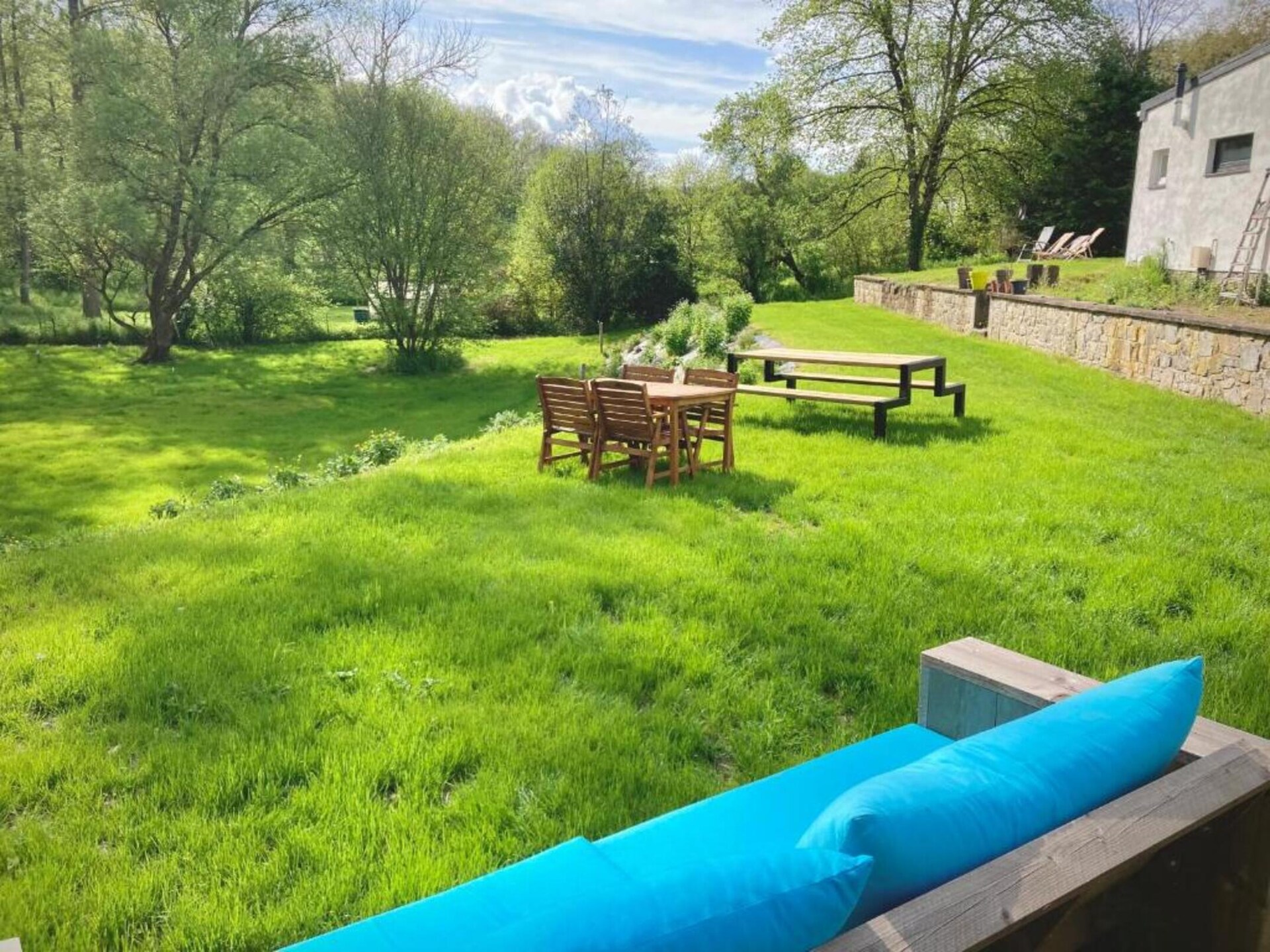 9-persoons vakantiehuis met eigen riviertje in Durbuy - foto 8