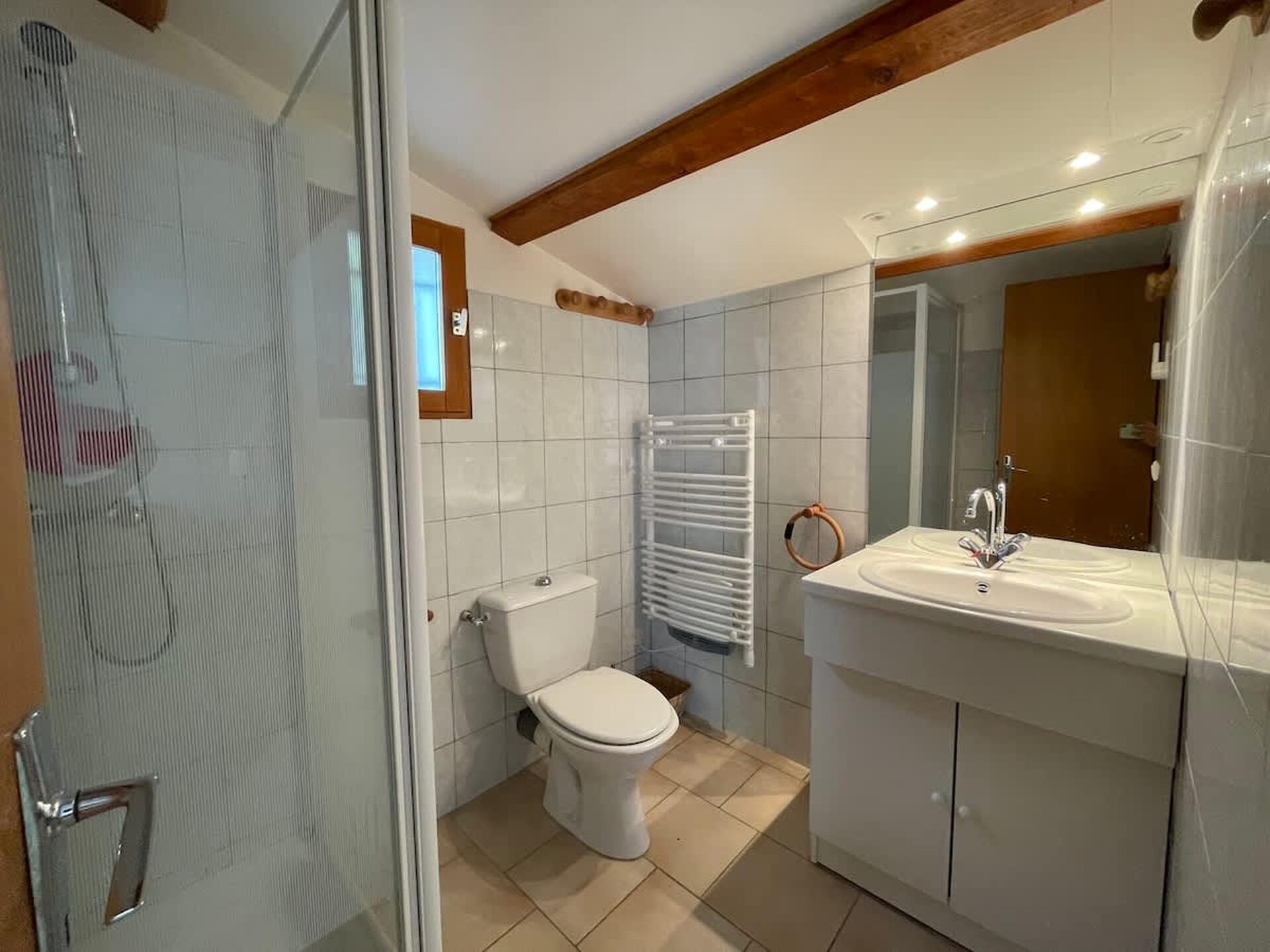 Knabbelende studio aan de voet van de Luberon met zwembad en privétuin - foto 19