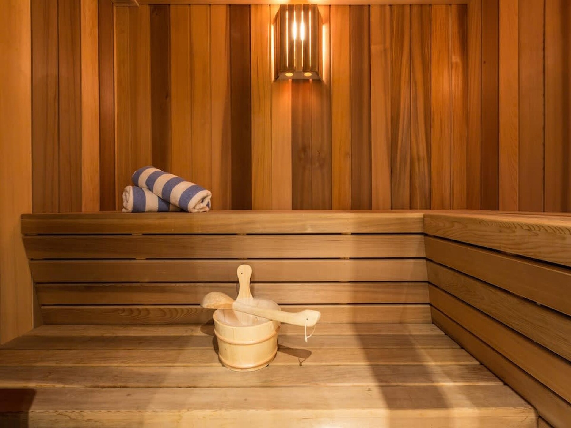 Chalet de luxe tout comfort avec jacuzzi sauna - foto 17