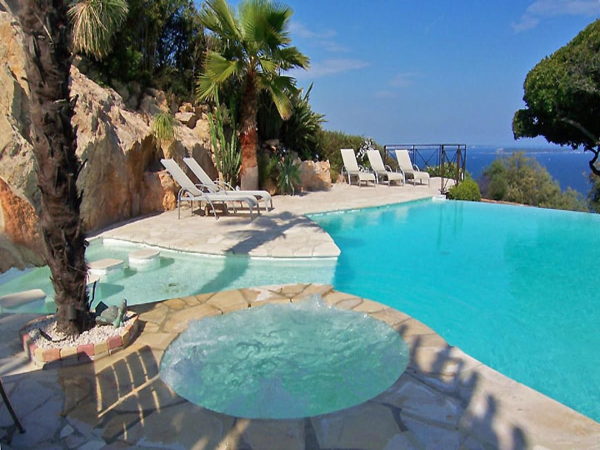 Ruime villa met zeezicht, privézwembad en bosrijke ligging in Théoule-sur-Mer - foto 19