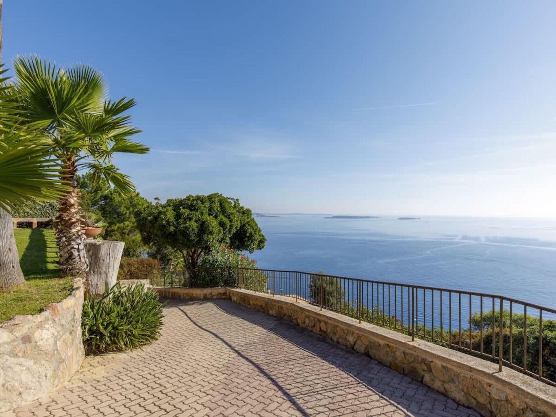 Ruime villa met zeezicht, privézwembad en bosrijke ligging in Théoule-sur-Mer - foto 33