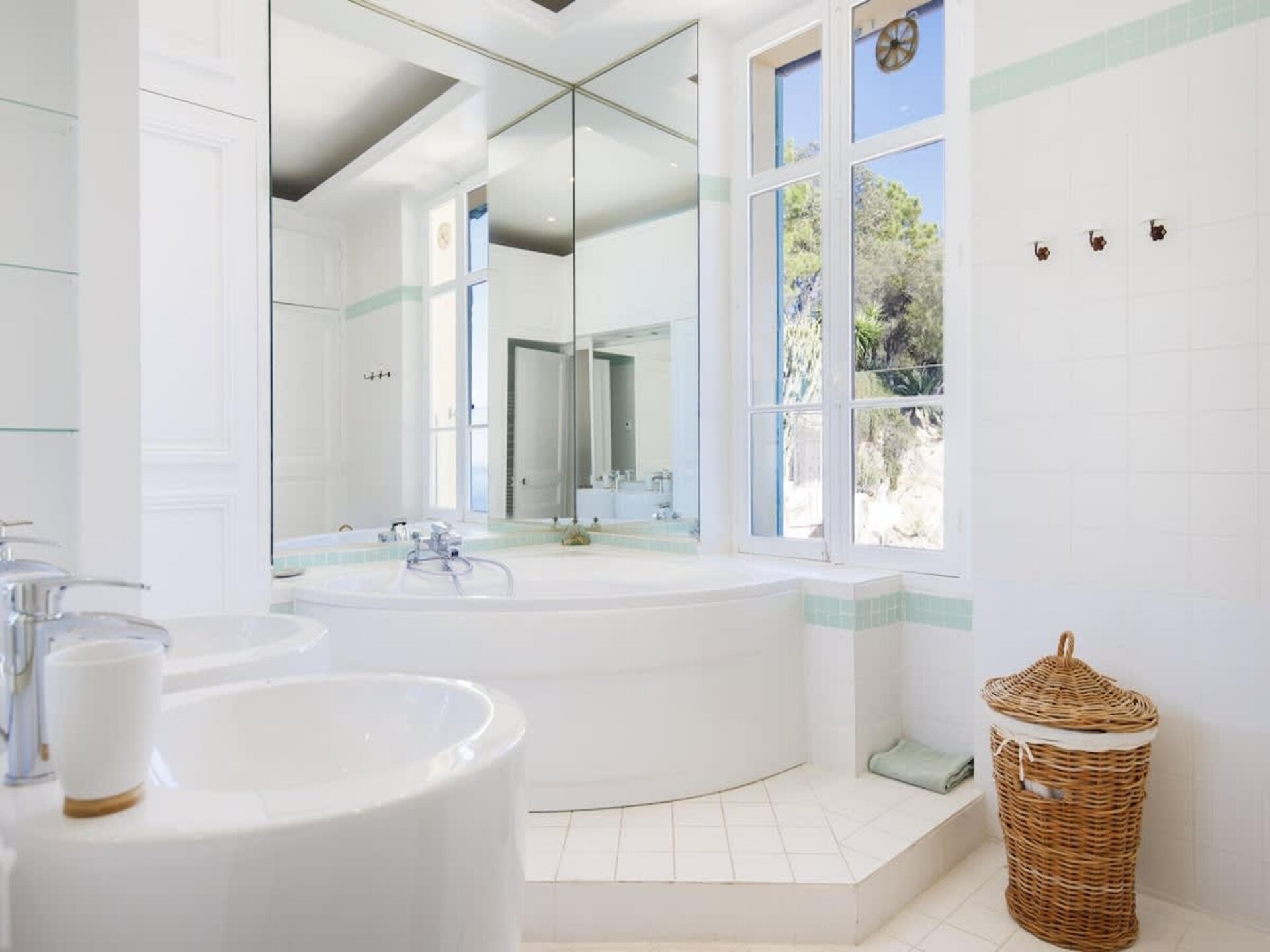 Ruime villa met zeezicht, privézwembad en bosrijke ligging in Théoule-sur-Mer - foto 22