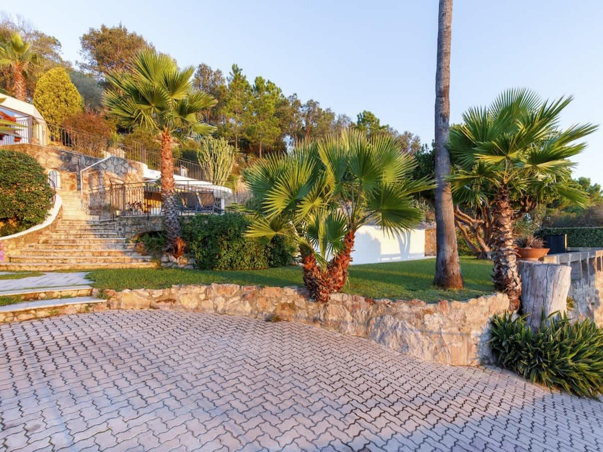 Ruime villa met zeezicht, privézwembad en bosrijke ligging in Théoule-sur-Mer - foto 30