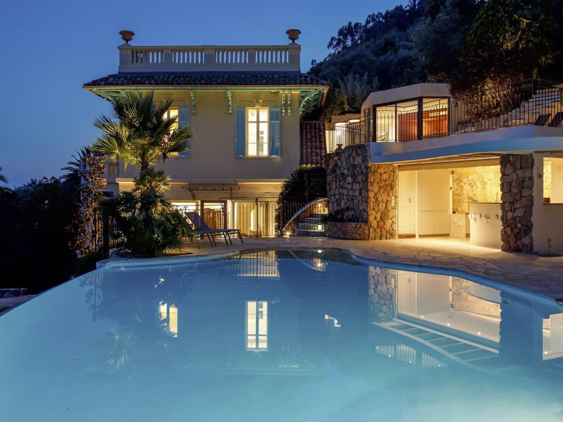Ruime villa met zeezicht, privézwembad en bosrijke ligging in Théoule-sur-Mer - foto 46