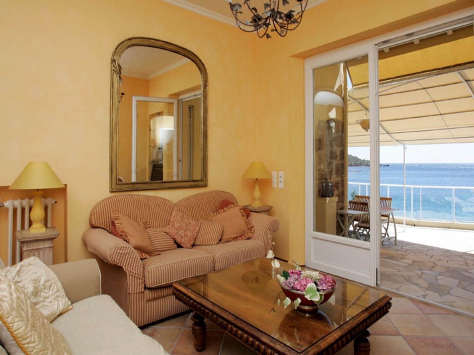 8-persoons villa aan het strand in Théoule-sur-Mer - foto 8