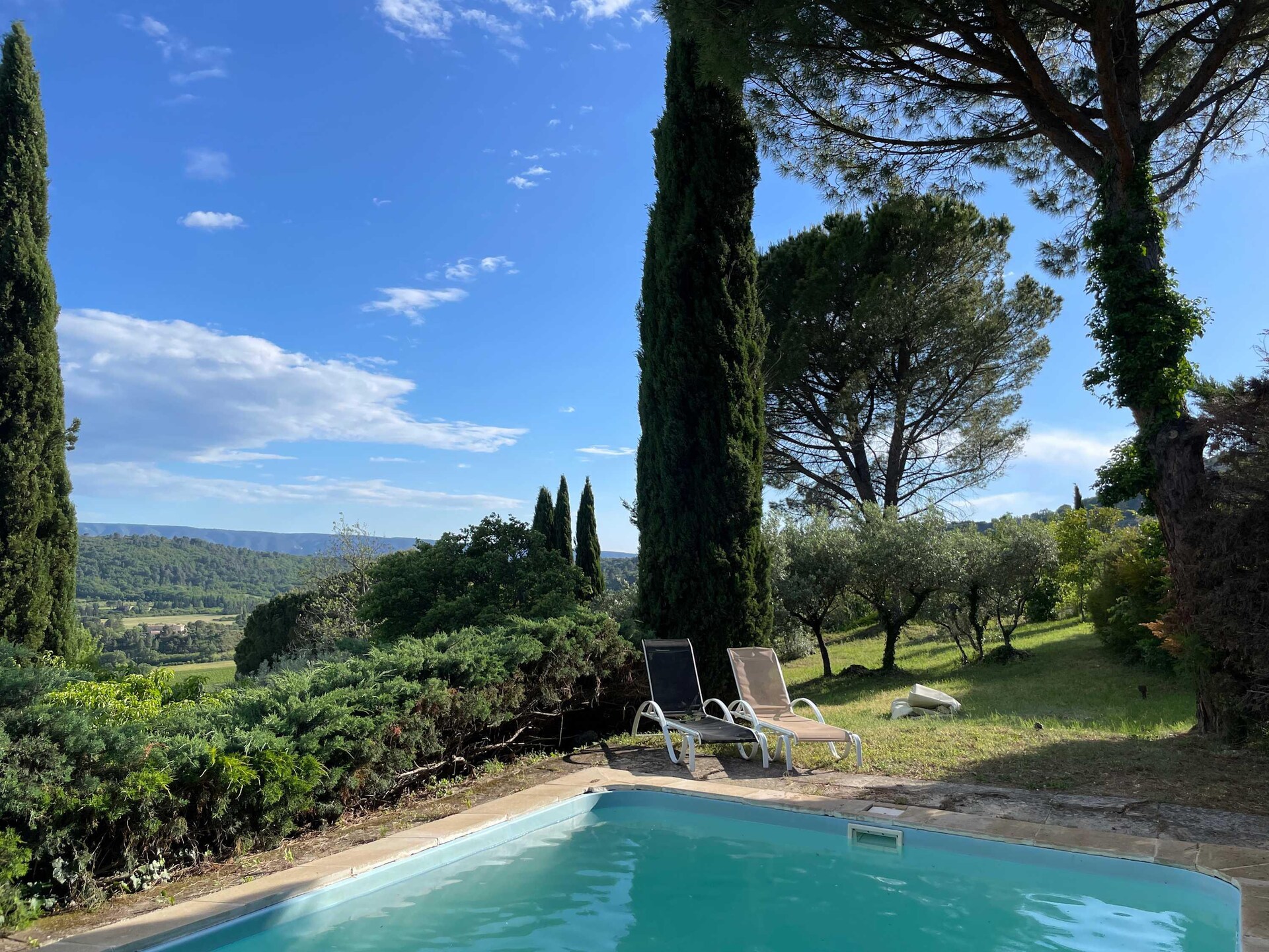 Provençaals familiehuis met privézwembad en panoramisch uitzicht op Gordes - foto 12