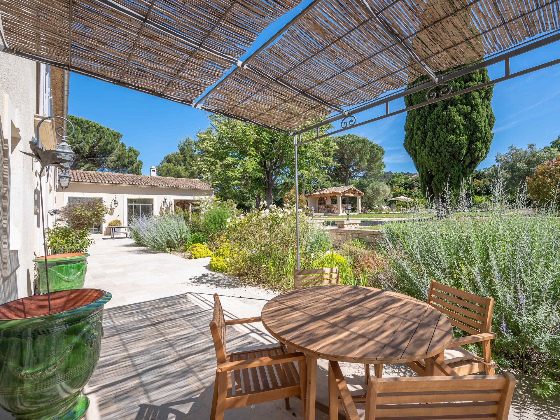 Privézwembad en Provençaalse luxe in villa in Saint-Rémy-de-Provence - foto 27