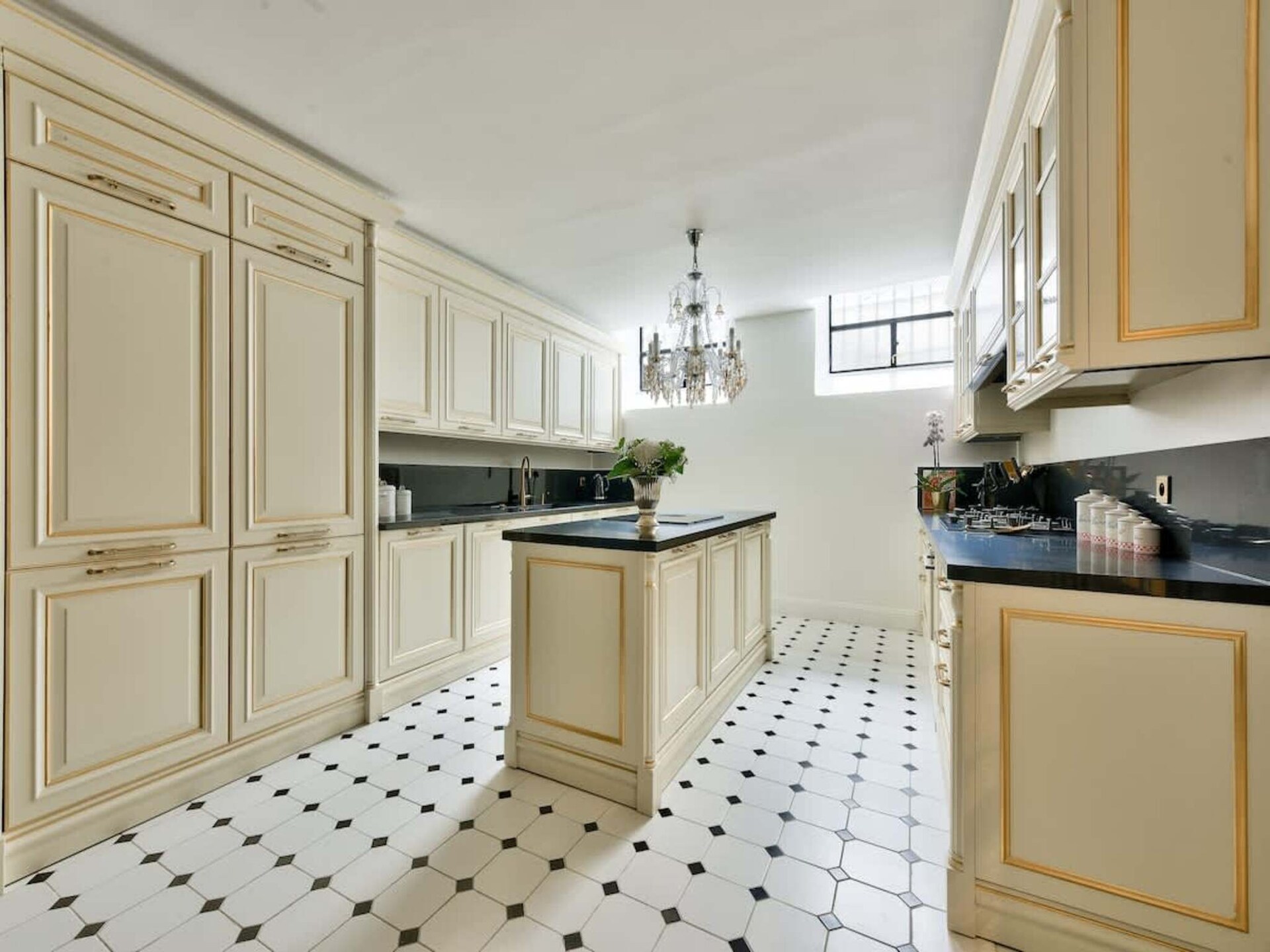 Adellijke luxe residentie in hartje Parijs, vlakbij Arc de Triomphe - foto 25