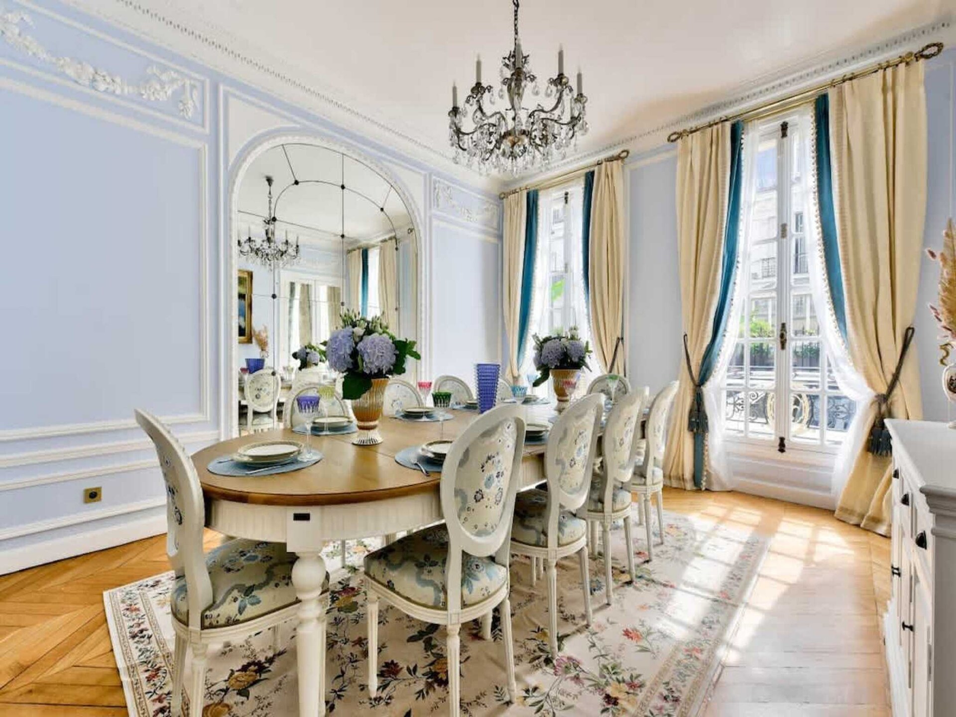 Adellijke luxe residentie in hartje Parijs, vlakbij Arc de Triomphe - foto 24