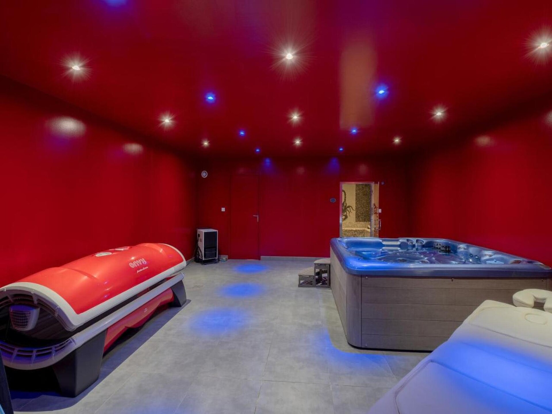 Luxe wellnessvilla met verwarmd zwembad, spa en privébioscoop in Cuges-les-Pins - foto 6