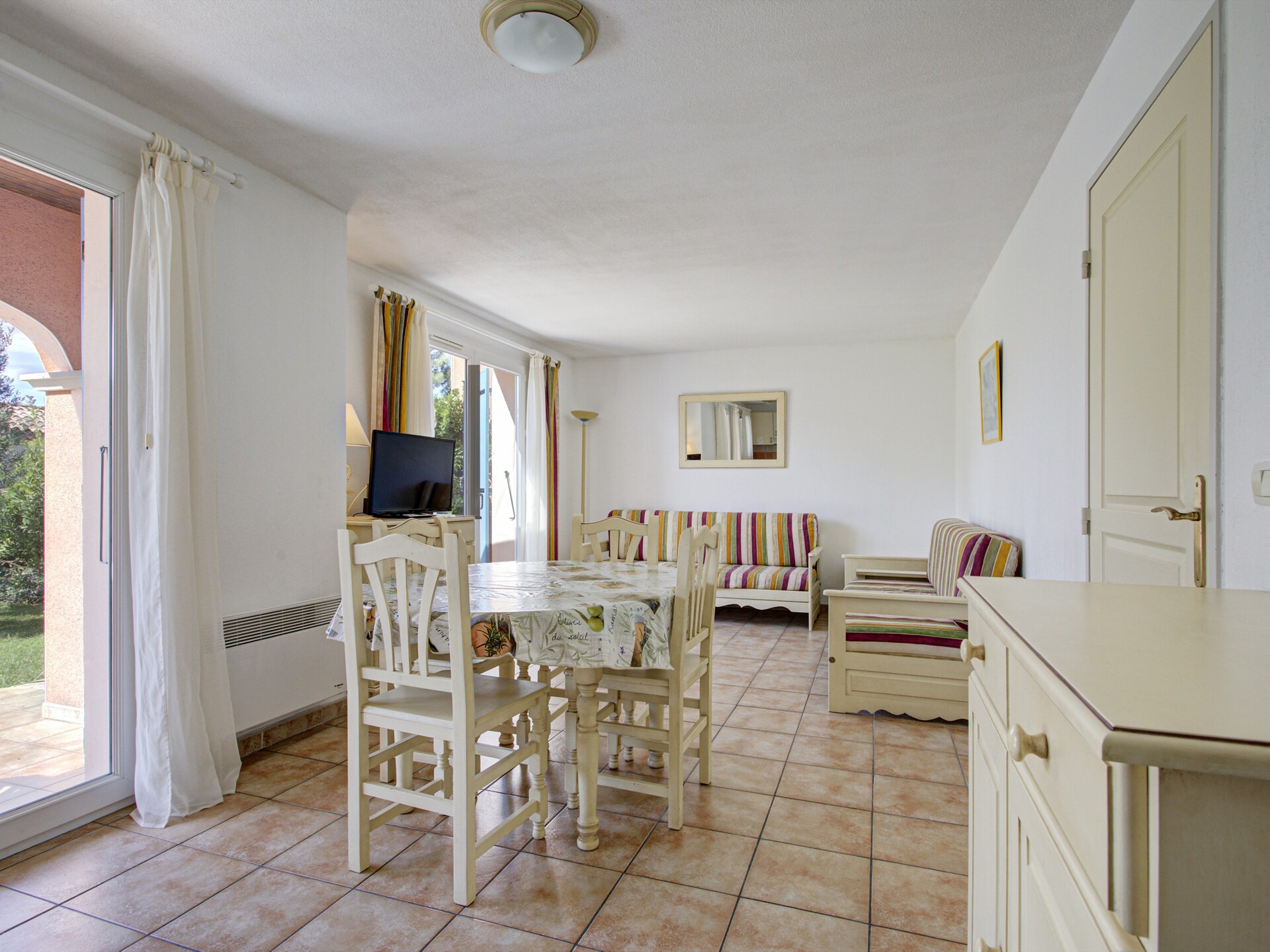6-persoons villa in Homps op 850 meter van het meer - foto 9
