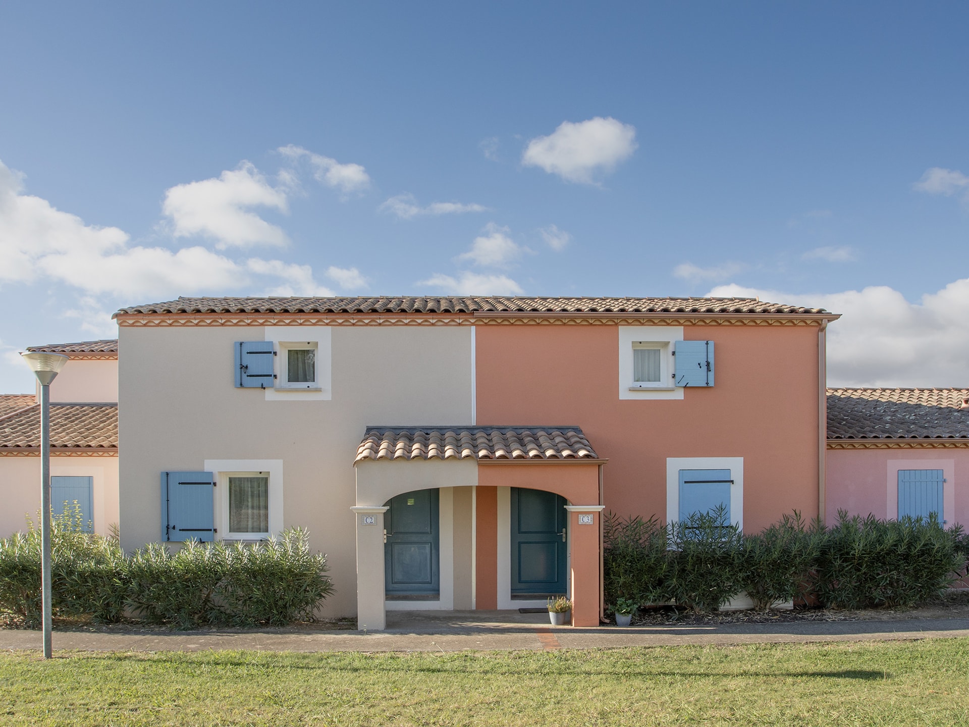 6-persoons vakantiehuis in Homps op 850m van het meer - foto 1