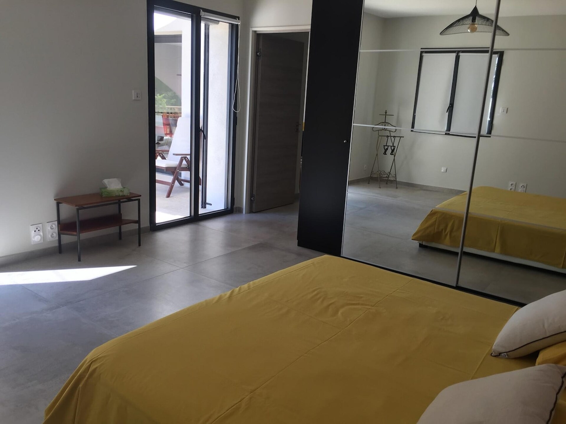 Vrijstaande villa met verwarmd infinityzwembad bij Barjac, Ardèche - foto 16