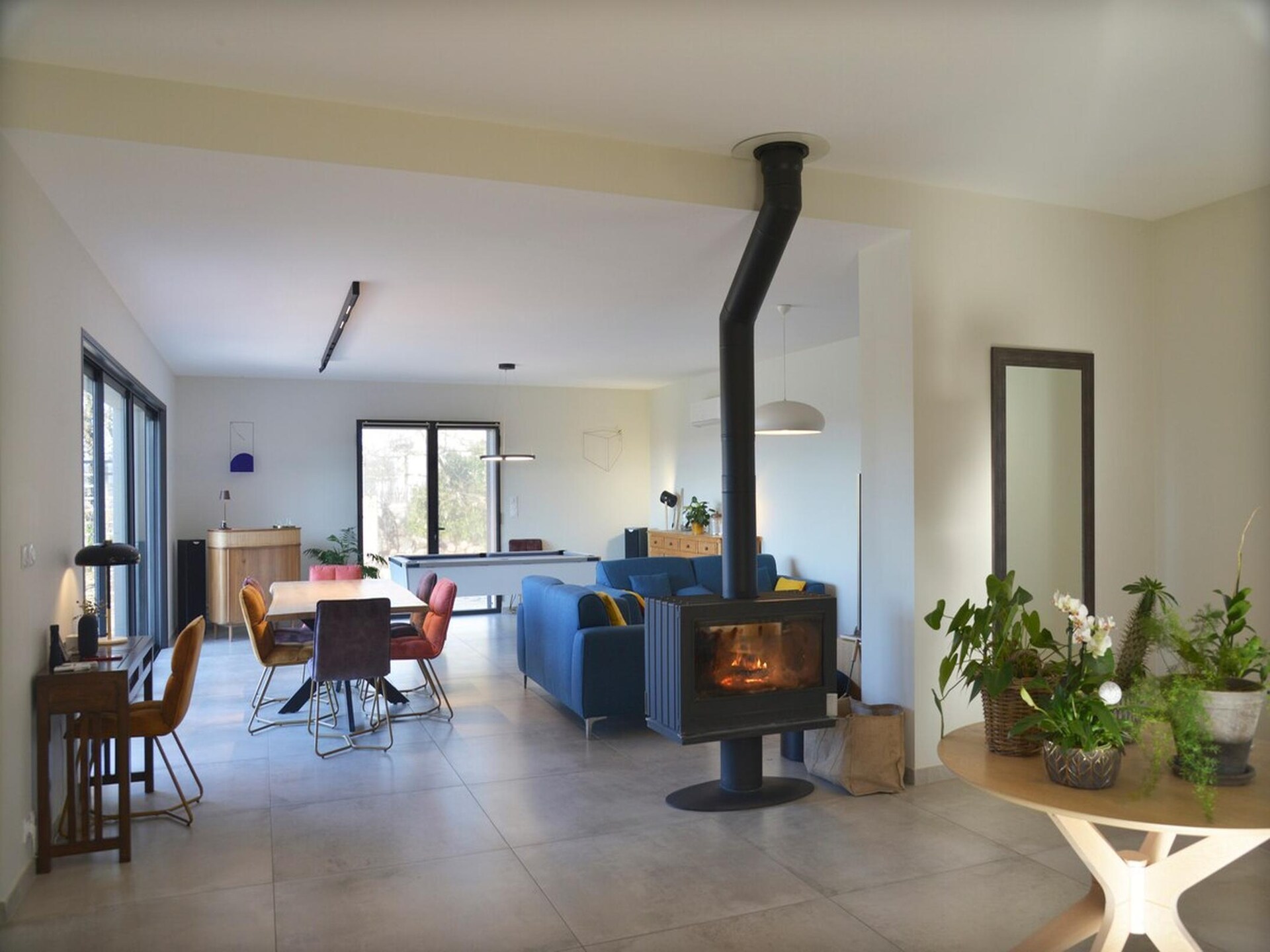 Vrijstaande villa met verwarmd infinityzwembad bij Barjac, Ardèche - foto 12