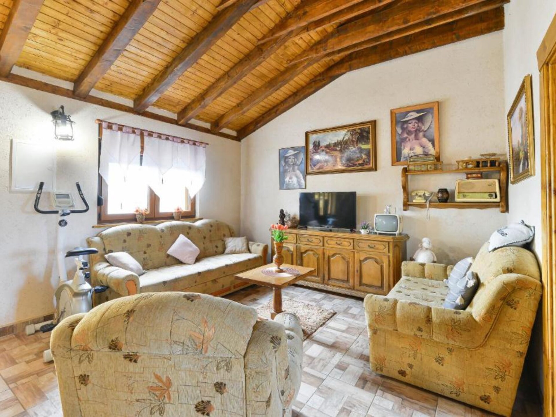 Vrijstaand vakantiehuis met privézwembad bij Stankovci voor 8 personen - foto 1