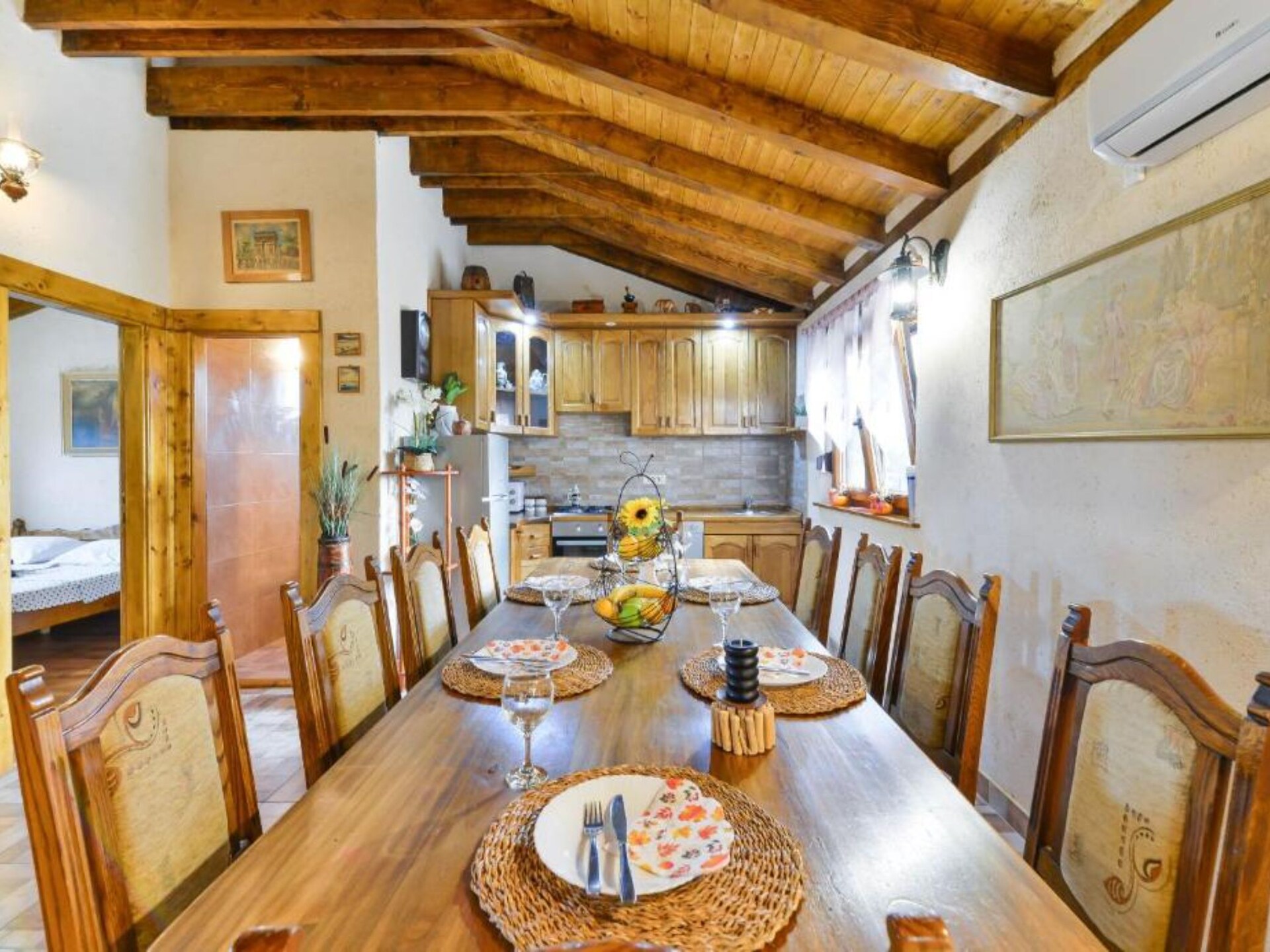 Vrijstaand vakantiehuis met privézwembad bij Stankovci voor 8 personen - foto 5