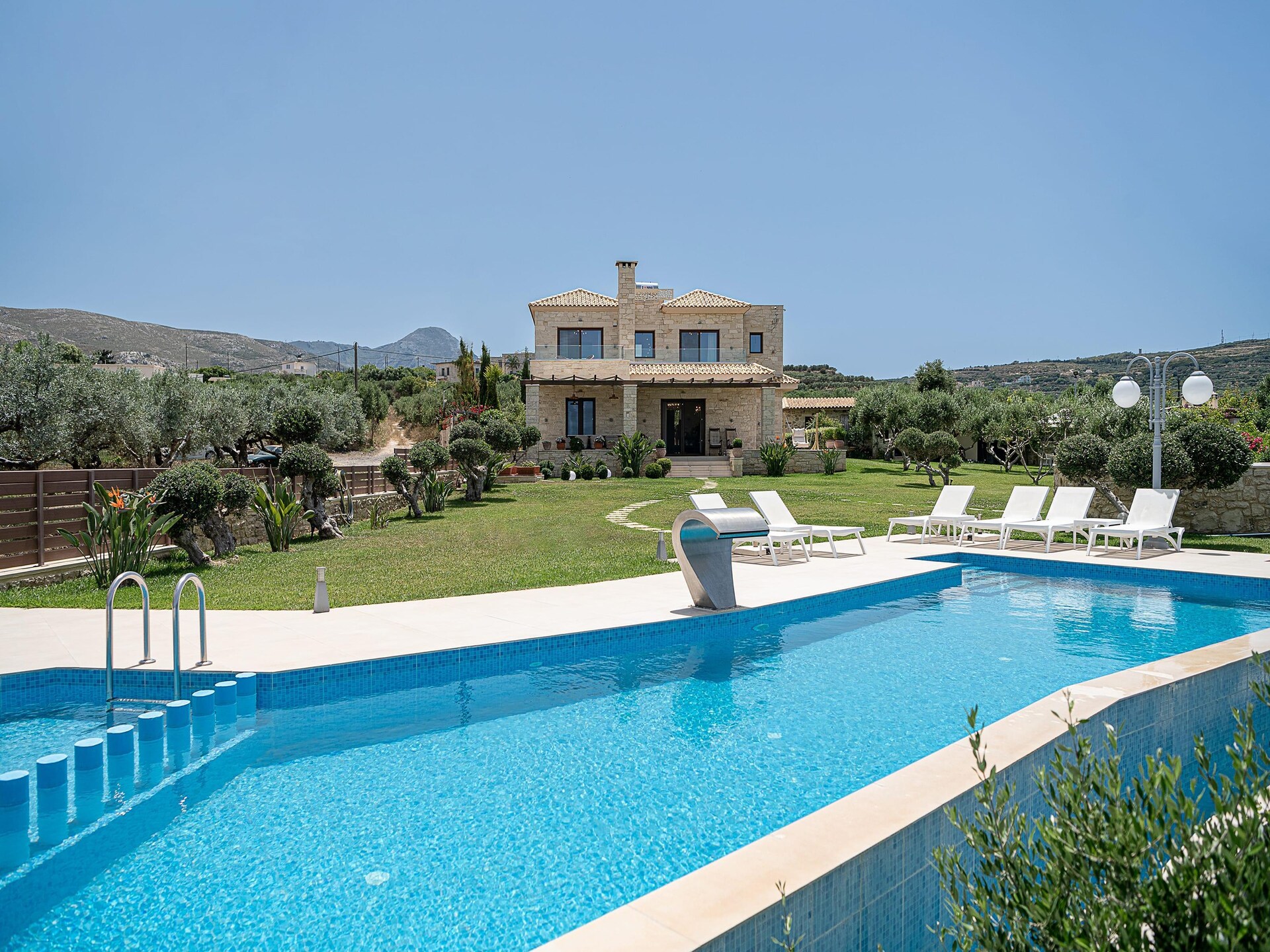 Villa Aloni: Luxe villa met infinitypool en zeezicht bij Kissamos, Kreta - foto 21