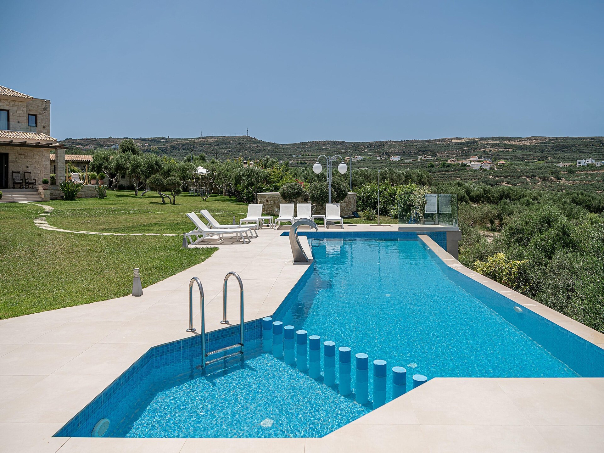 Villa Aloni: Luxe villa met infinitypool en zeezicht bij Kissamos, Kreta - foto 22