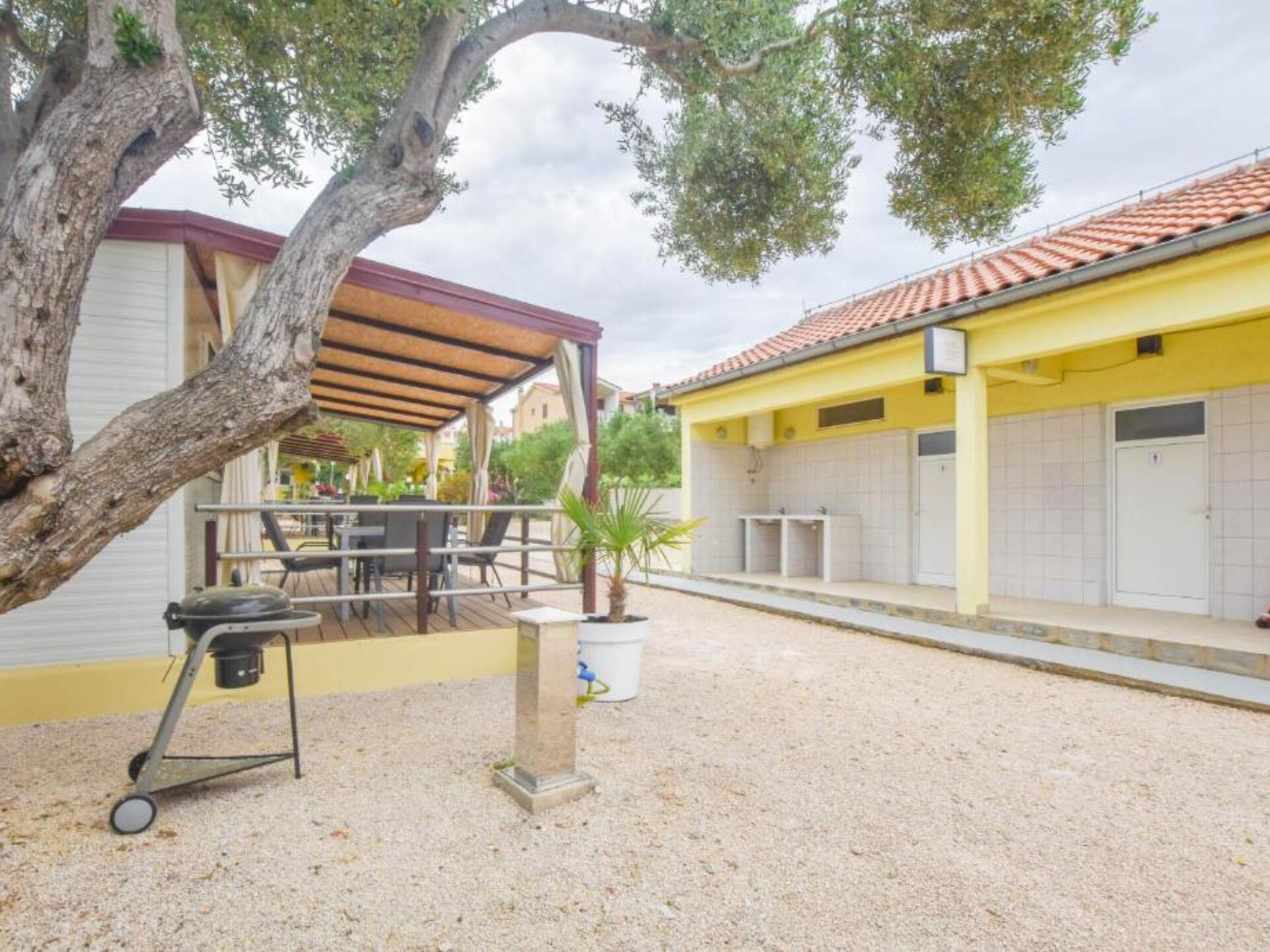 Vrijstaande stacaravan voor 4 personen vlakbij zee in Biograd na Moru - foto 40