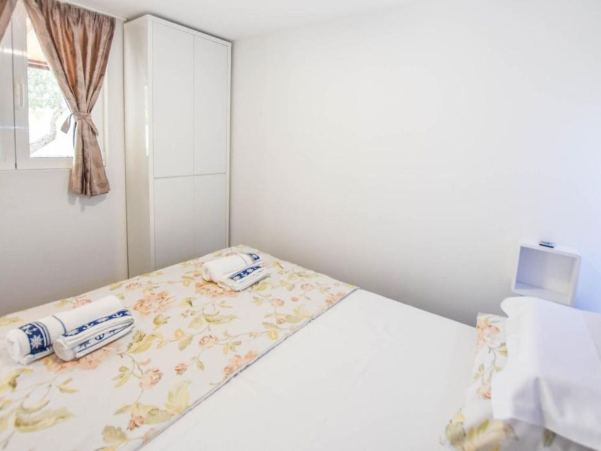 Vrijstaande stacaravan voor 4 personen vlakbij zee in Biograd na Moru - foto 7