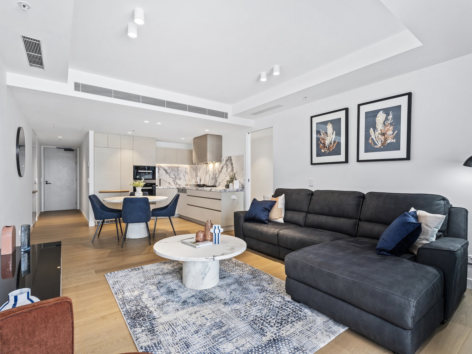 Modern appartement in Surfers Paradise met resortvoorzieningen - foto 8