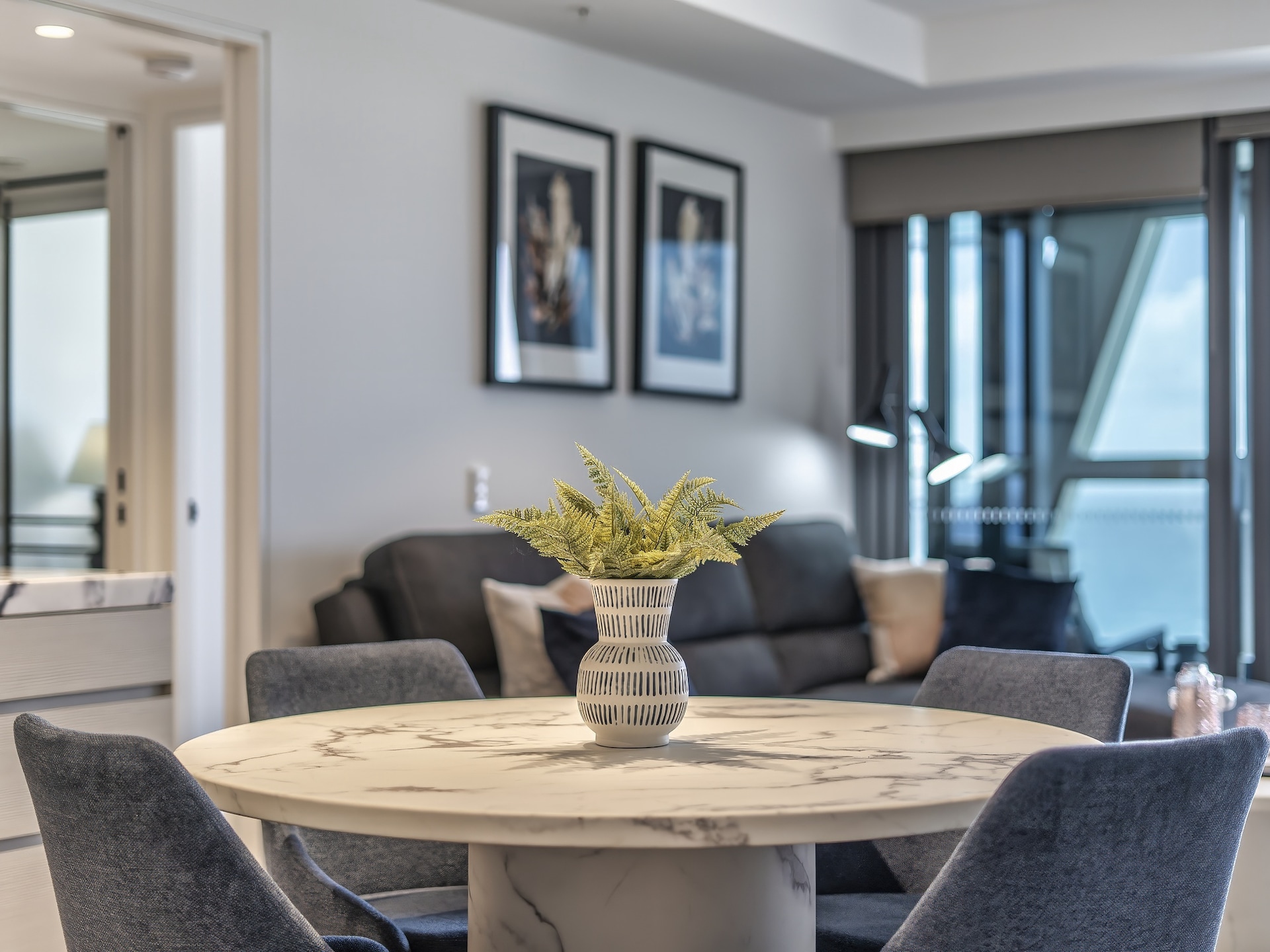 Modern appartement in Surfers Paradise met resortvoorzieningen - foto 12