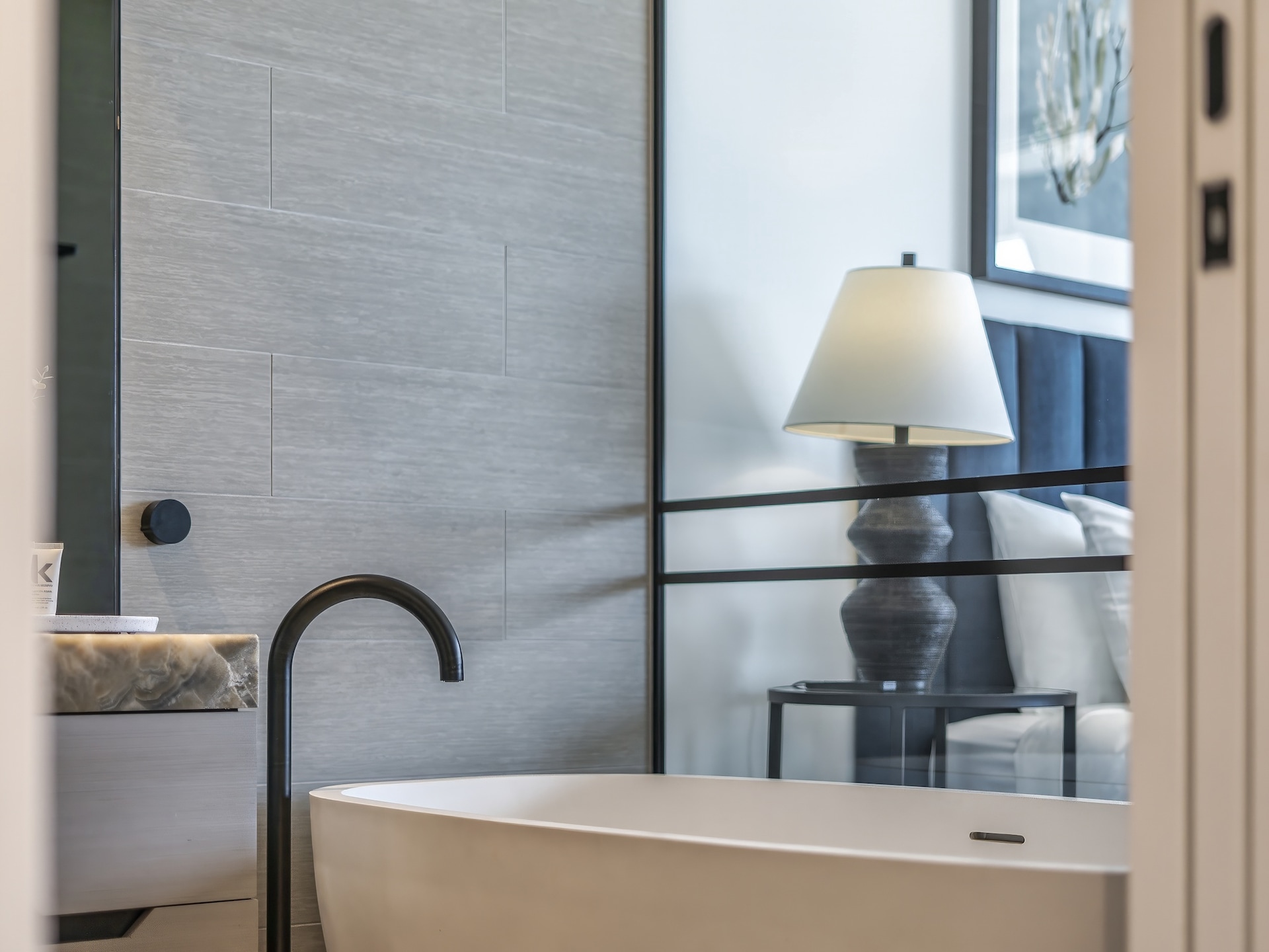 Modern appartement in Surfers Paradise met resortvoorzieningen - foto 19