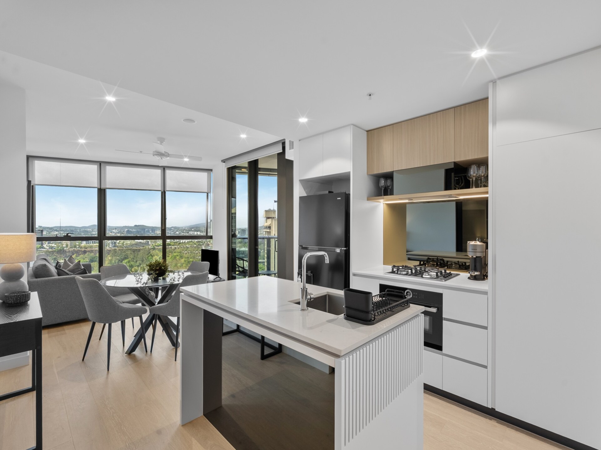 Strak appartement in Brisbane City met zwembad, sauna en skyline uitzicht - foto 12