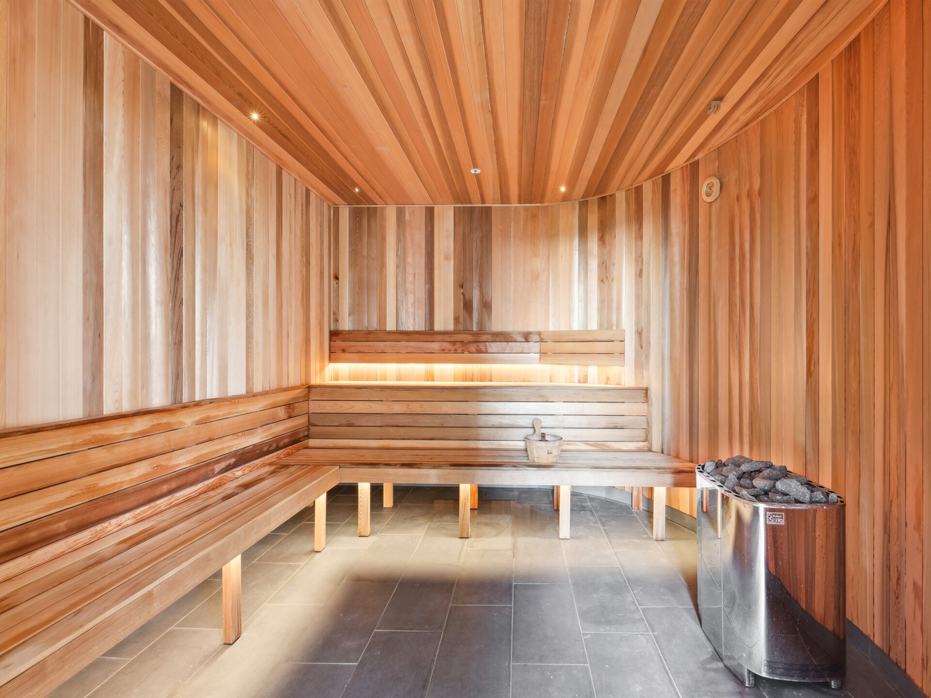 Strak appartement in Brisbane City met zwembad, sauna en skyline uitzicht - foto 18