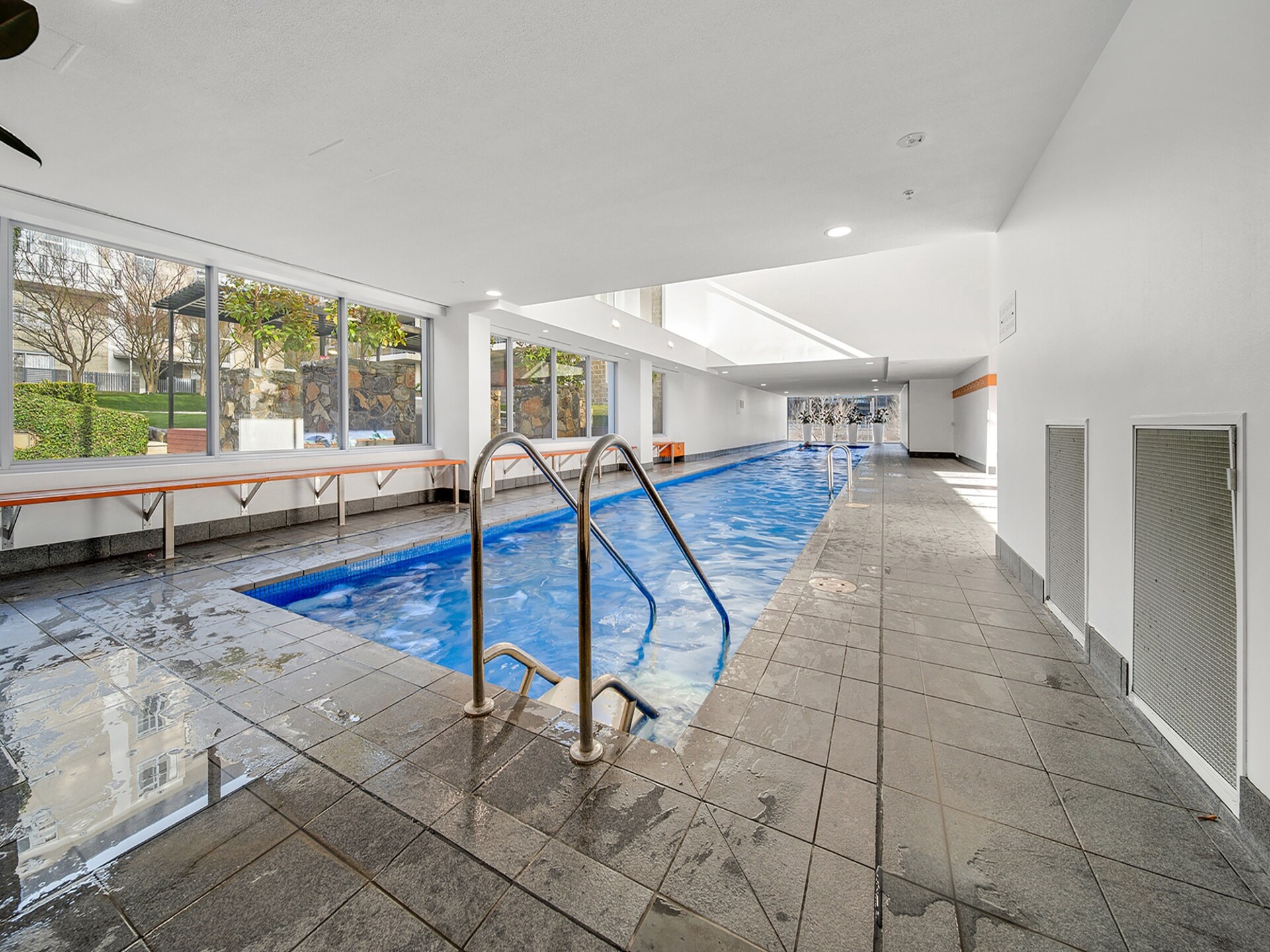 Modern appartement in New Acton met zwembad, sauna en balkon op loopafstand van centrum Canberra - foto 6