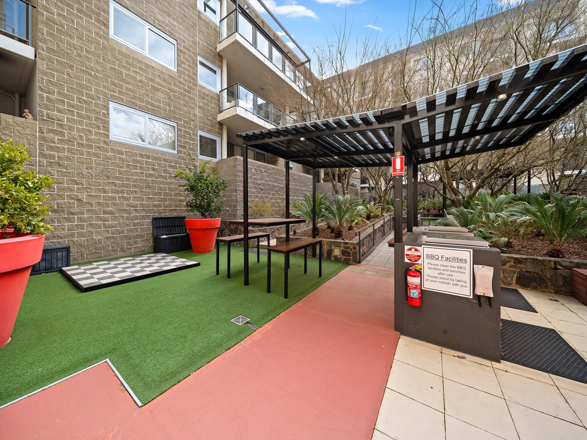 Modern appartement in New Acton met zwembad, sauna en balkon op loopafstand van centrum Canberra - foto 4