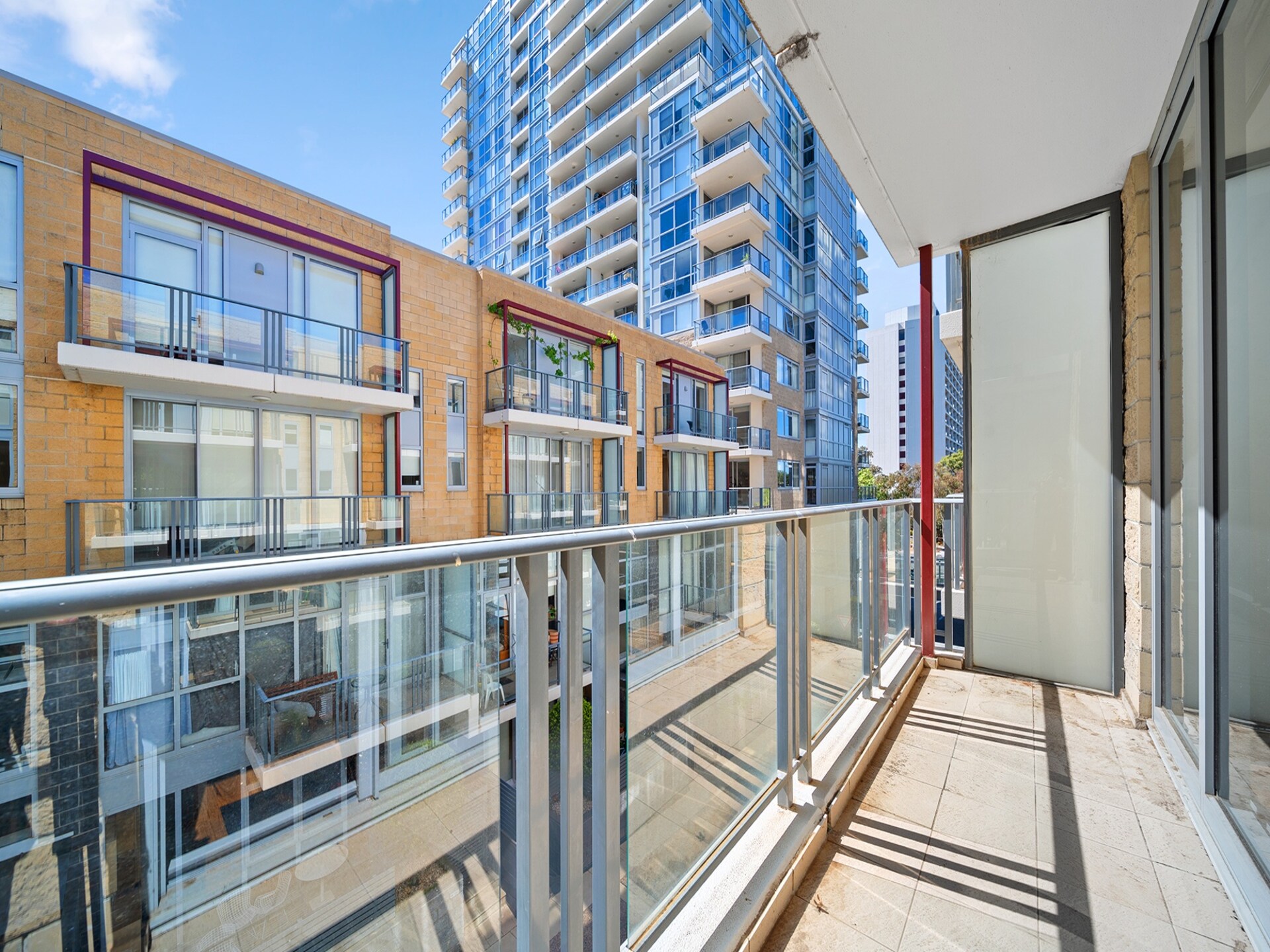 Modern appartement in New Acton met zwembad, sauna en balkon op loopafstand van centrum Canberra - foto 5