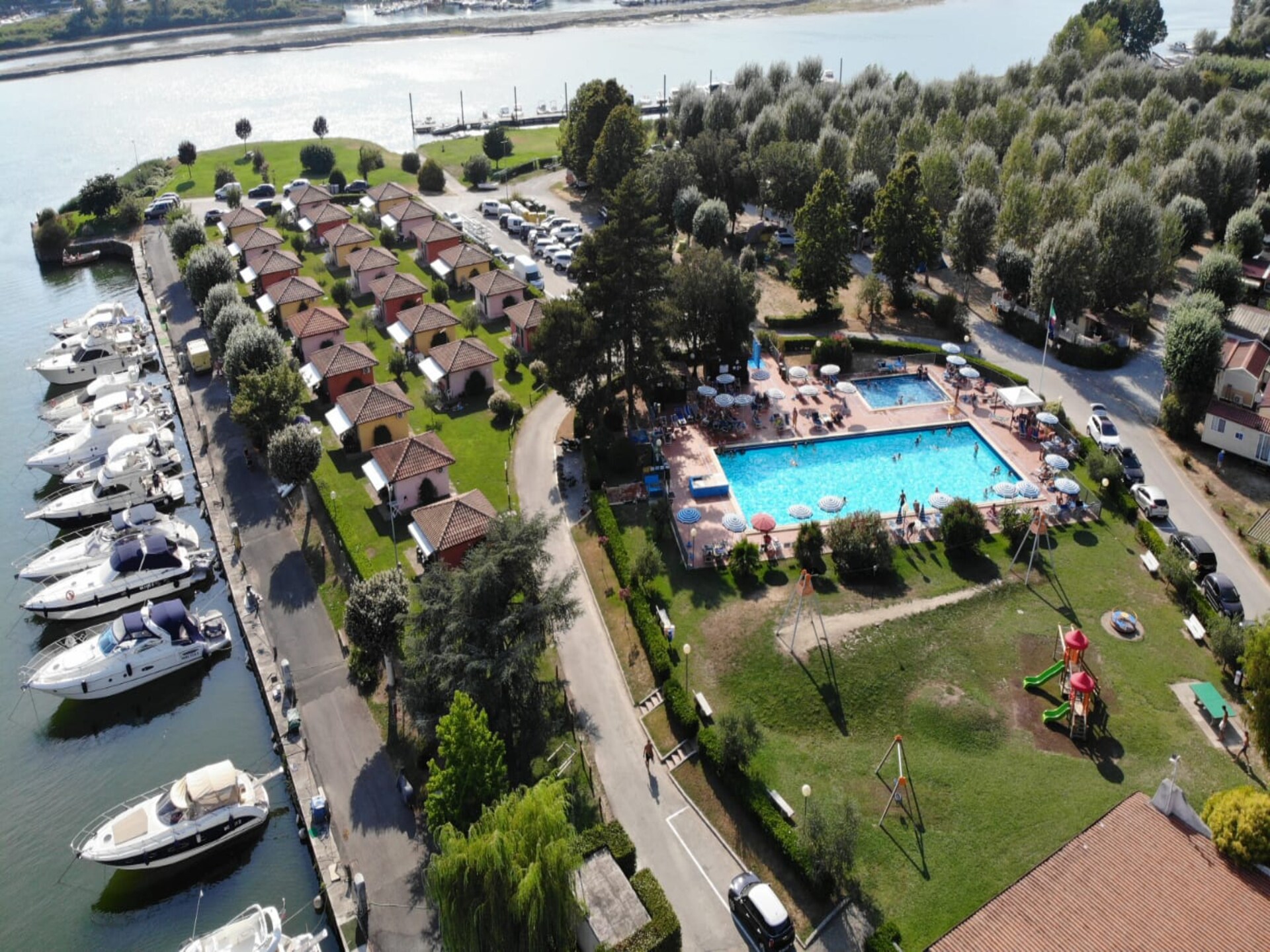 Stacaravan met privézwembad in olijfgaard bij Sarzana, vlakbij Cinque Terre - foto 20