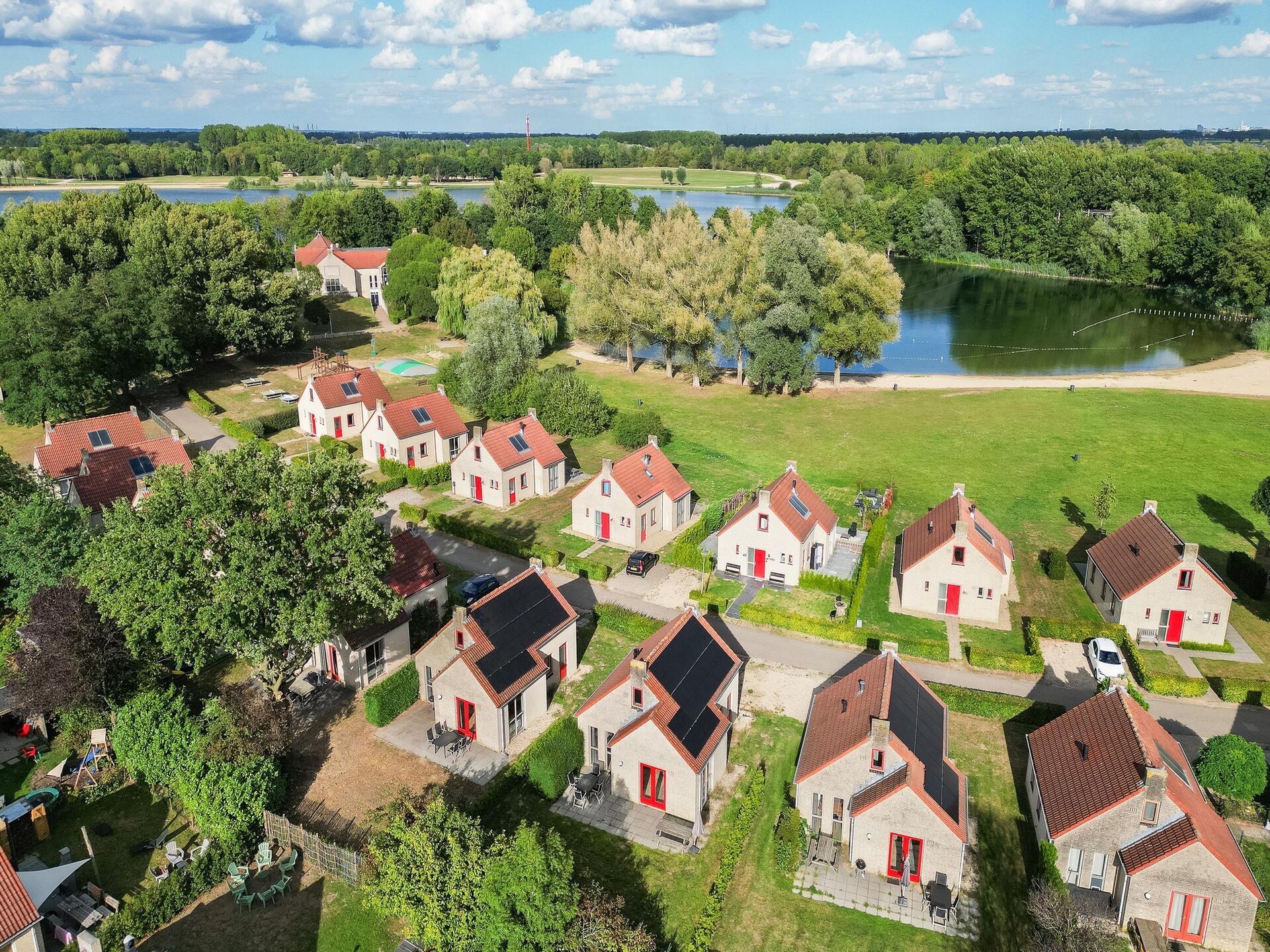 Vrijstaande bungalow aan recreatiemeer in Ewijk voor 6 personen - foto 32