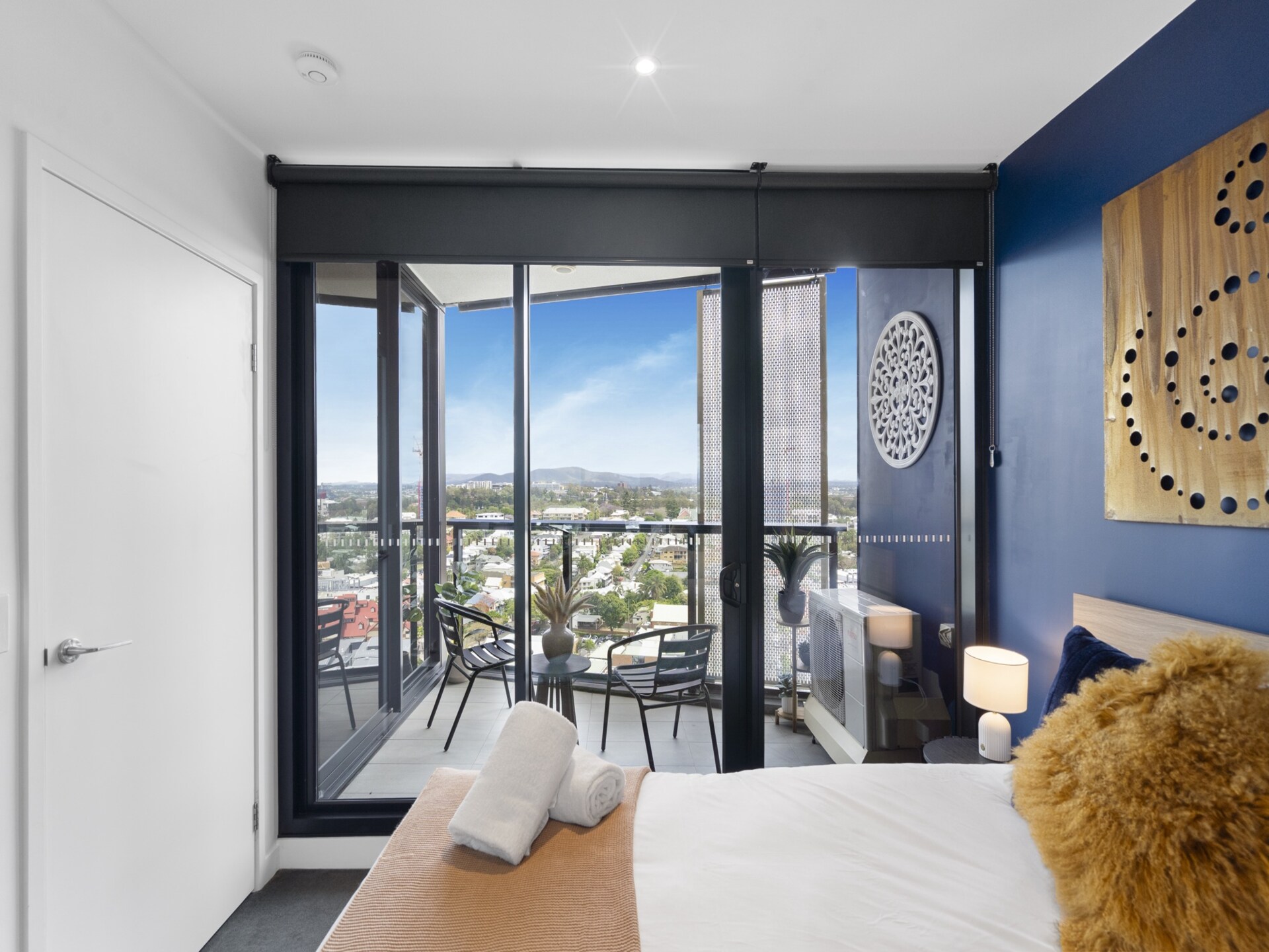 Licht appartement met balkon in bruisend Fortitude Valley, vlakbij openbaar vervoer - foto 4
